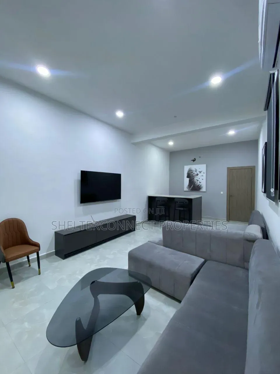 3bdrm Apartment in Lekki Phase 1 for sale