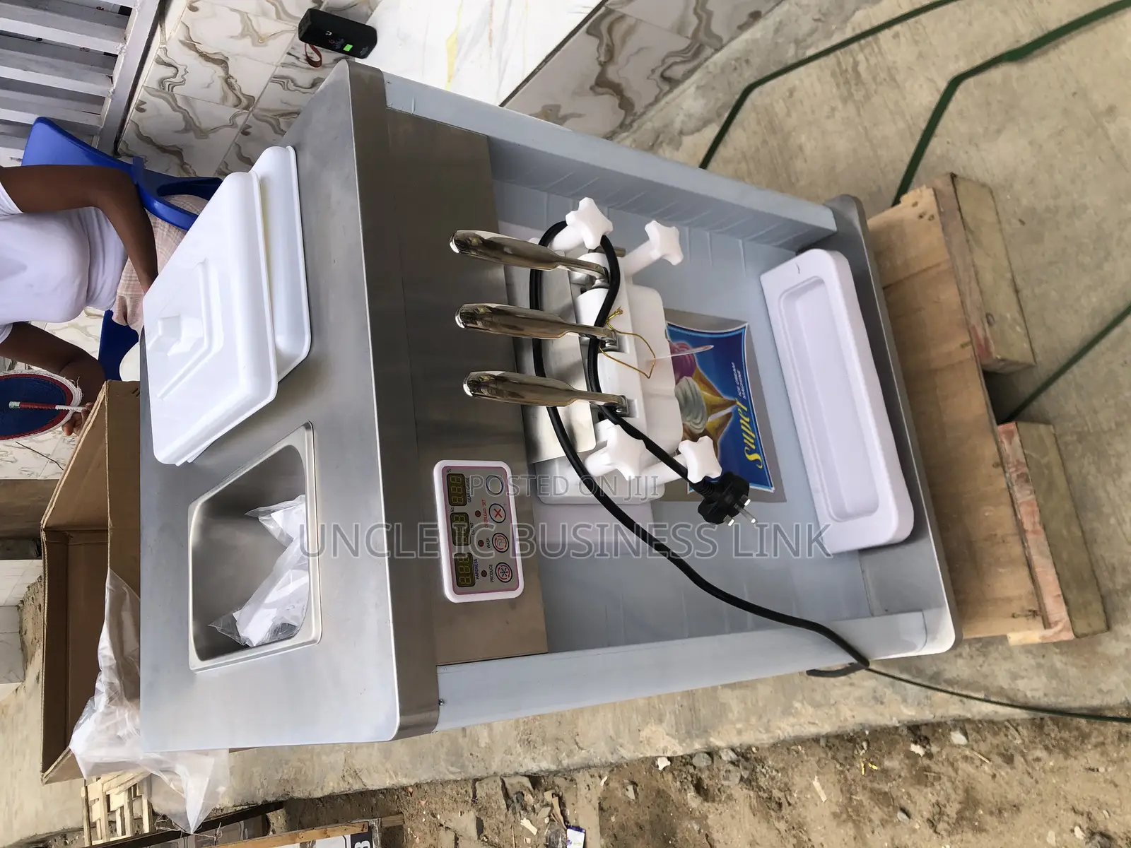 Ice Cream Machine