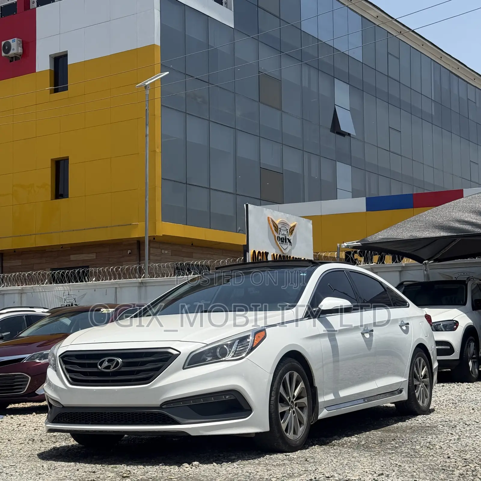 Hyundai Sonata Sport 4dr Sedan (2.4L 4cyl 6A) 2015 White