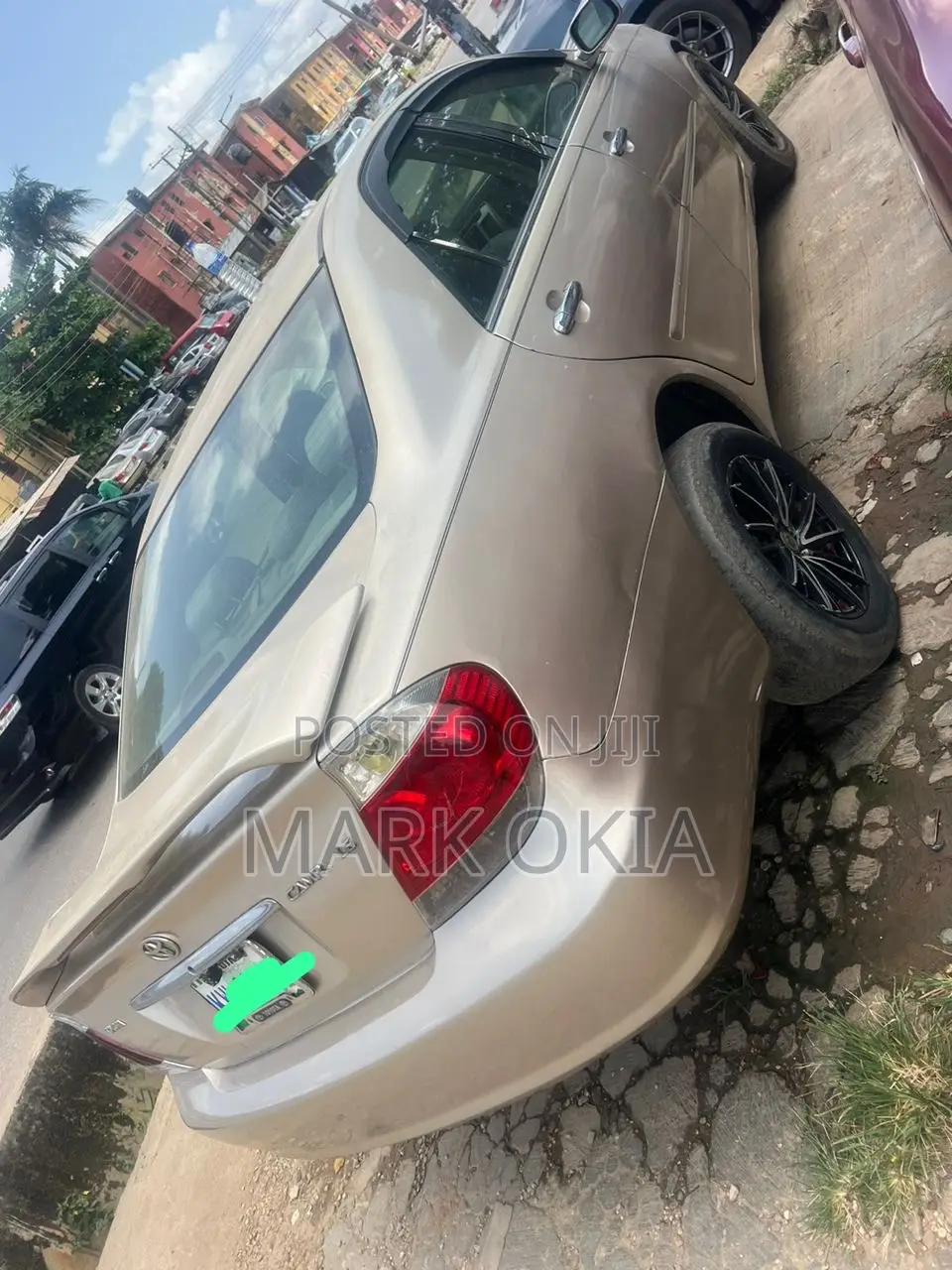 Toyota Camry 2006 Gold