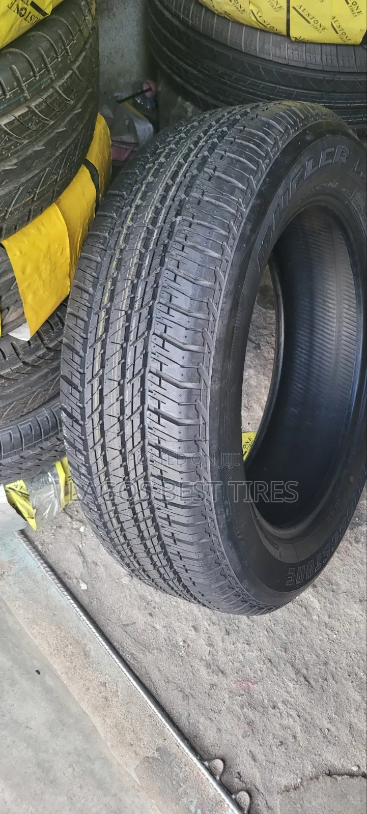 Bridgestone Dueler H/T 684ii - 245/60r20 (Made in Japan)