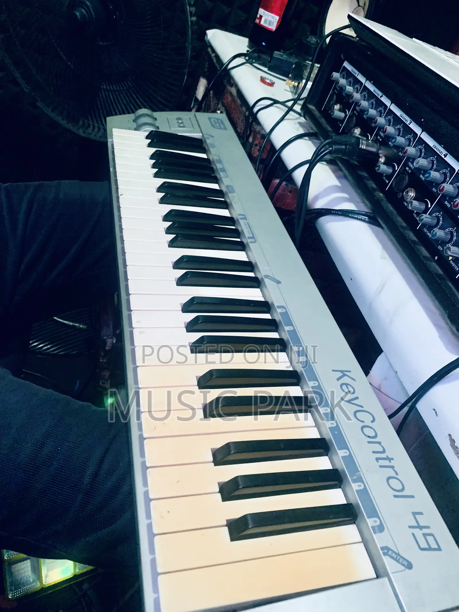 Ezi Key Control 49 Keys Midi Keyboard for Sale! -