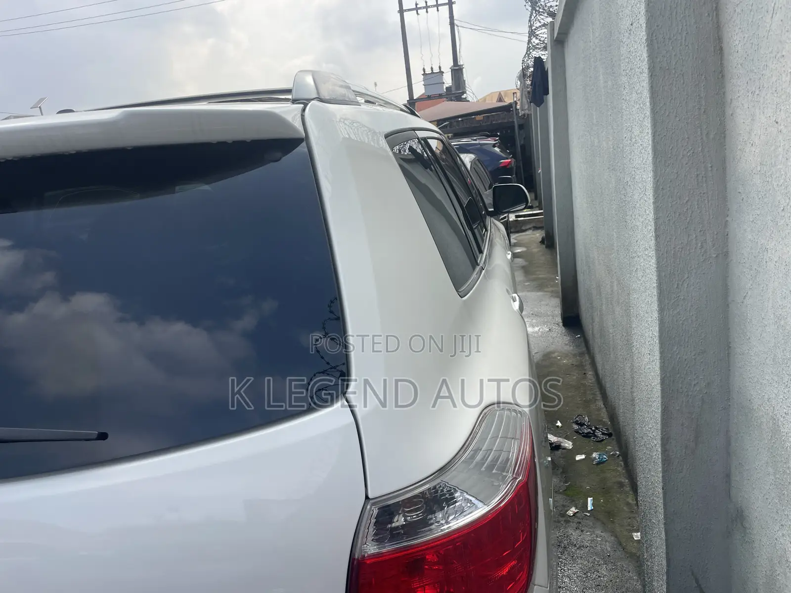 Toyota Highlander Limited 2012 White