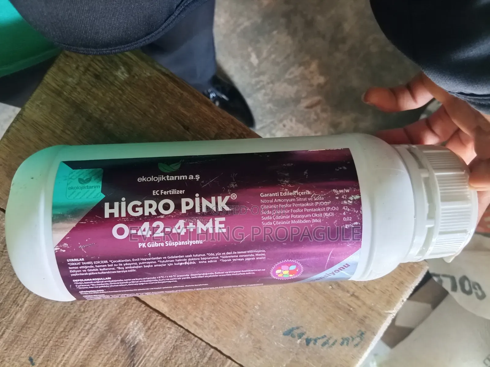 Higro Pink Fertilizer (0-42-4+Me) Pk Suspension Fertilizer