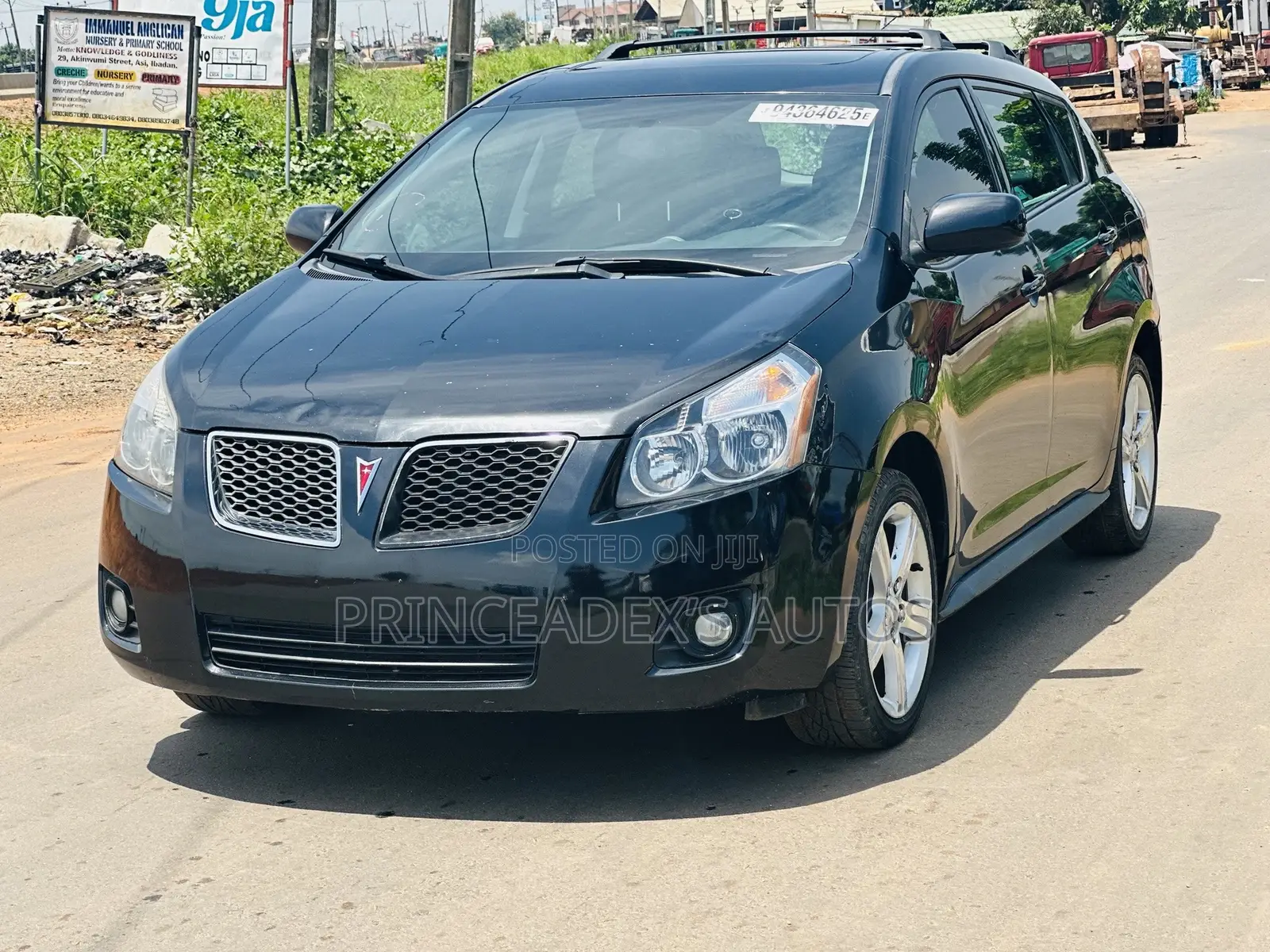 Pontiac Vibe 2.4 4WD 2010 Black