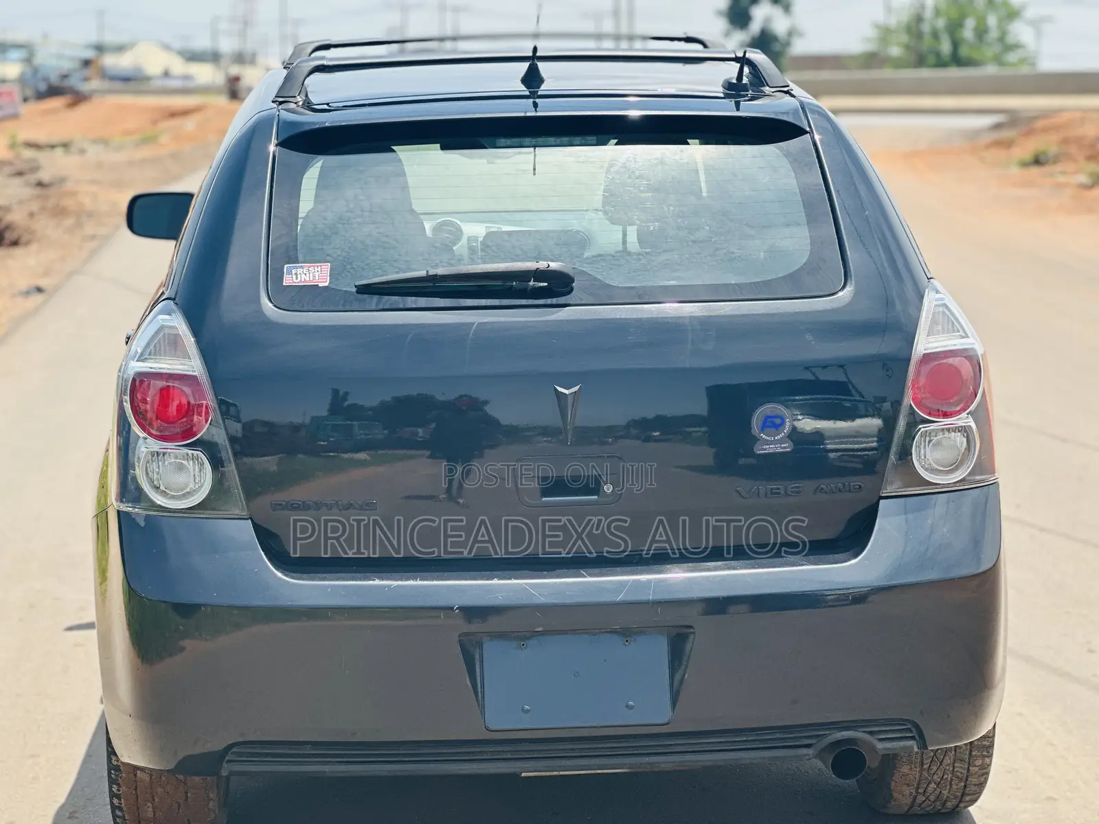 Pontiac Vibe 2.4 4WD 2010 Black