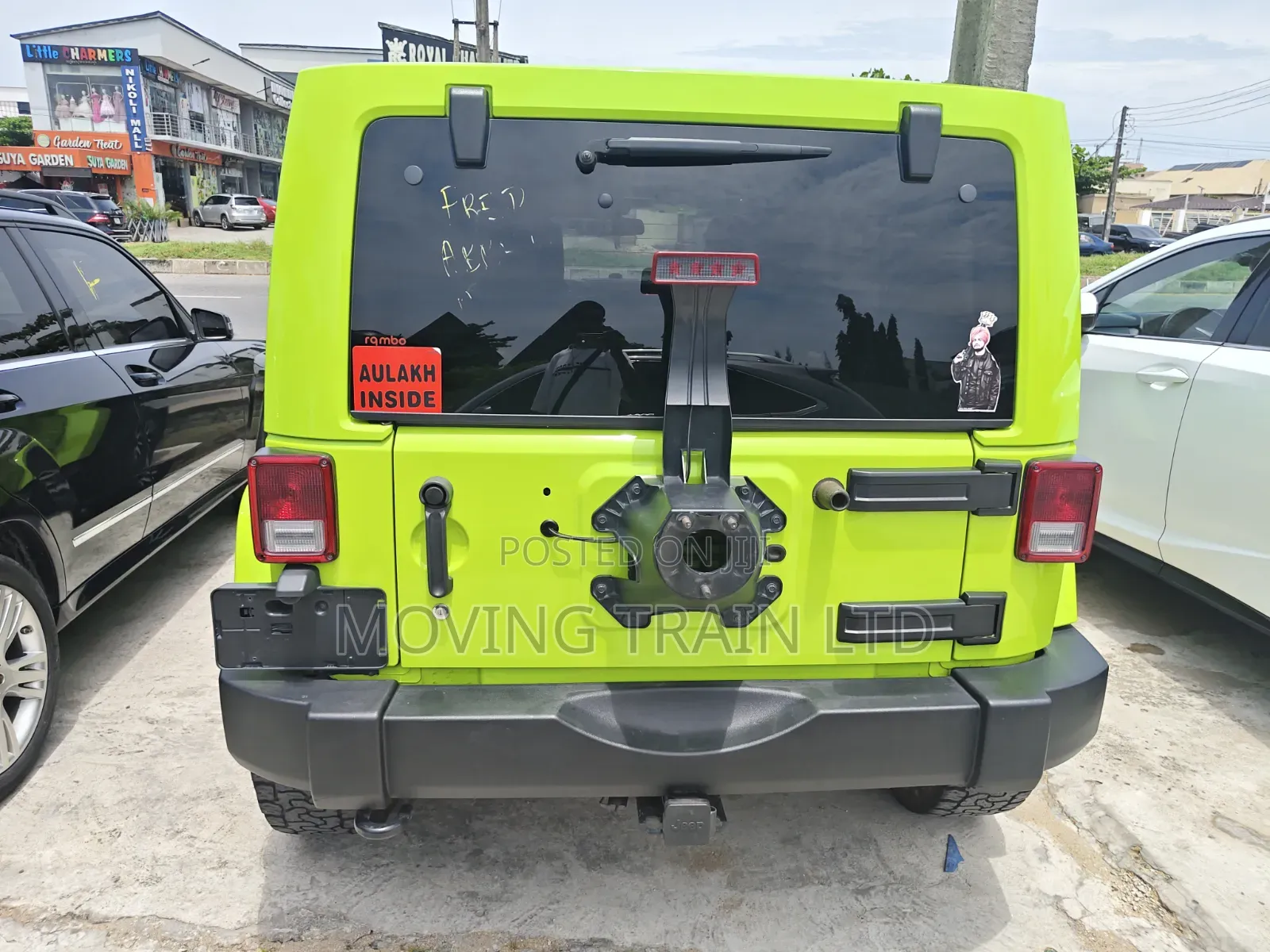 Jeep Wrangler Sahara 2dr SUV 4WD (3.6L 6cyl 6M) 2014 Ivory