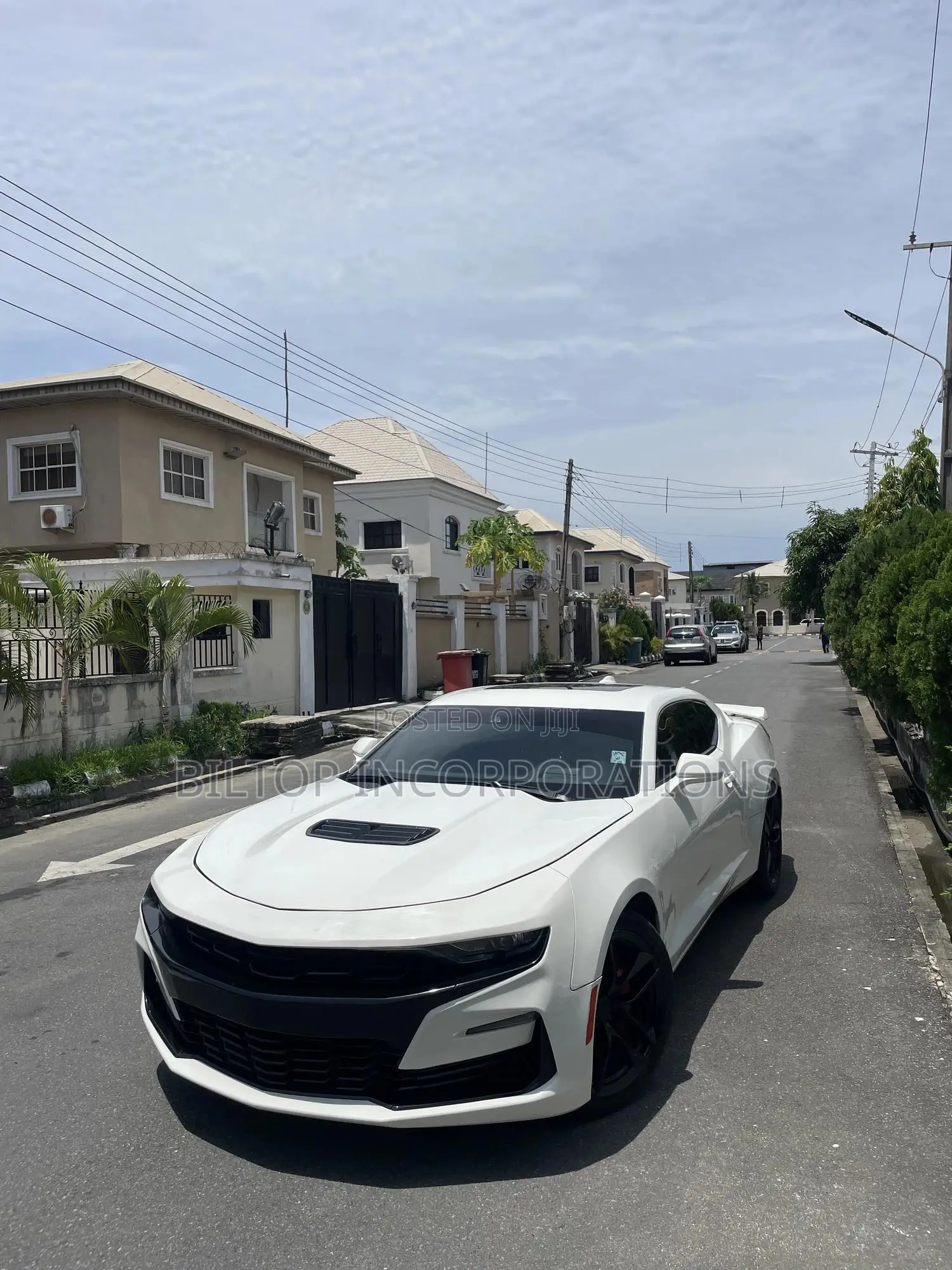 Chevrolet Camaro 2021 White