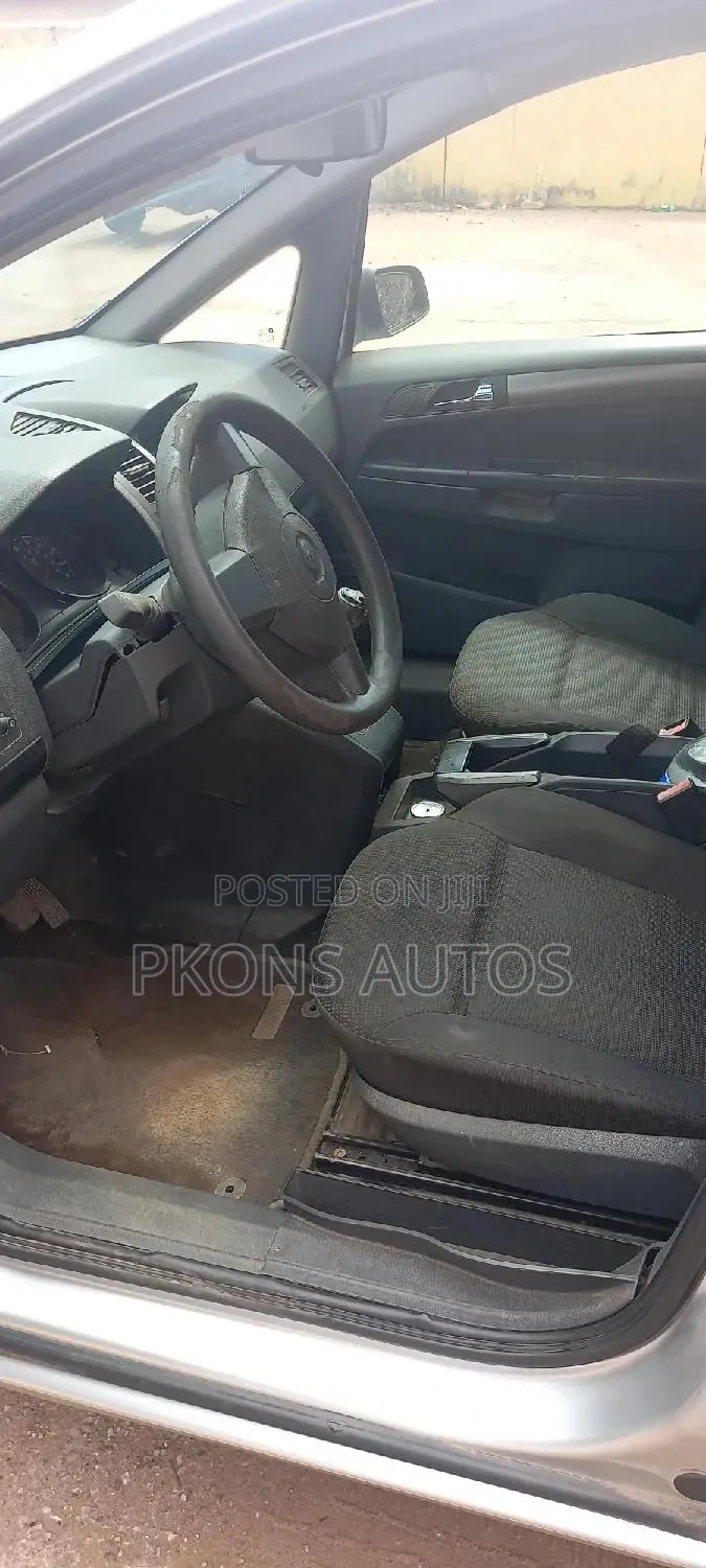 Opel Zafira 2007 Silver