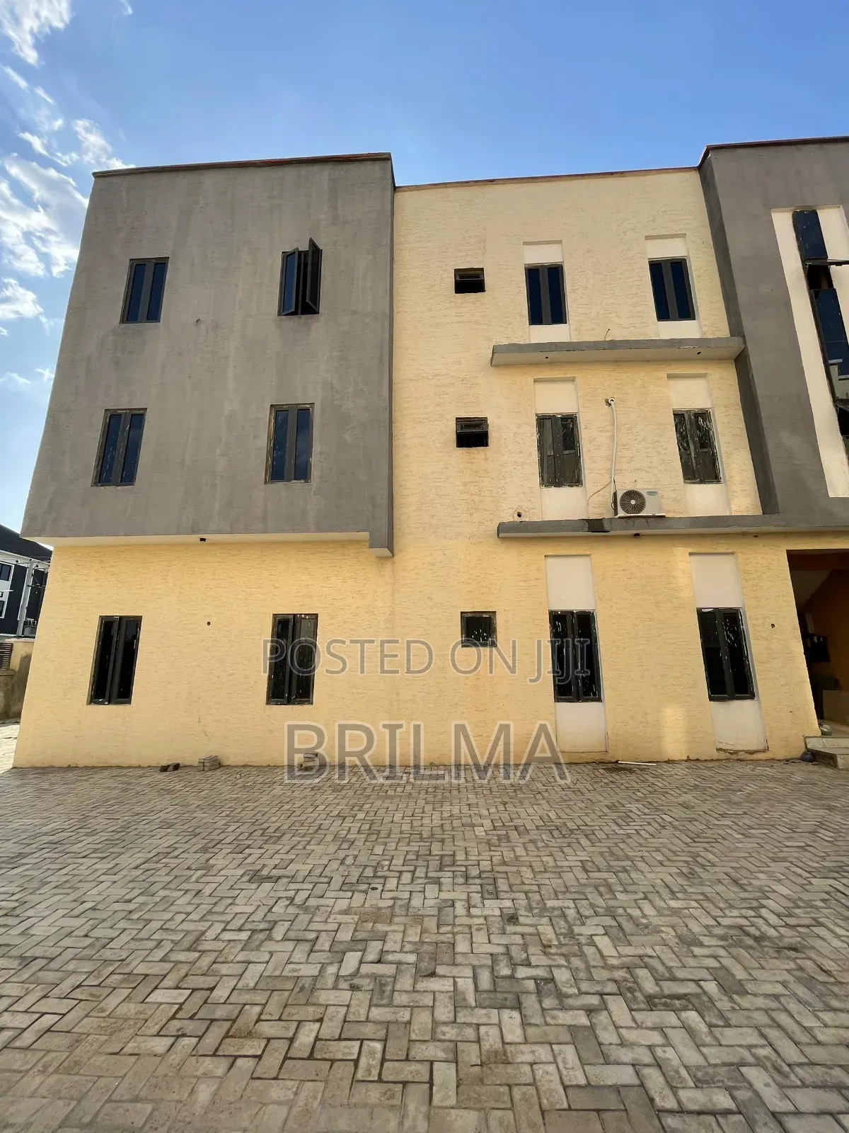 3bdrm Block of Flats in Jahi for rent