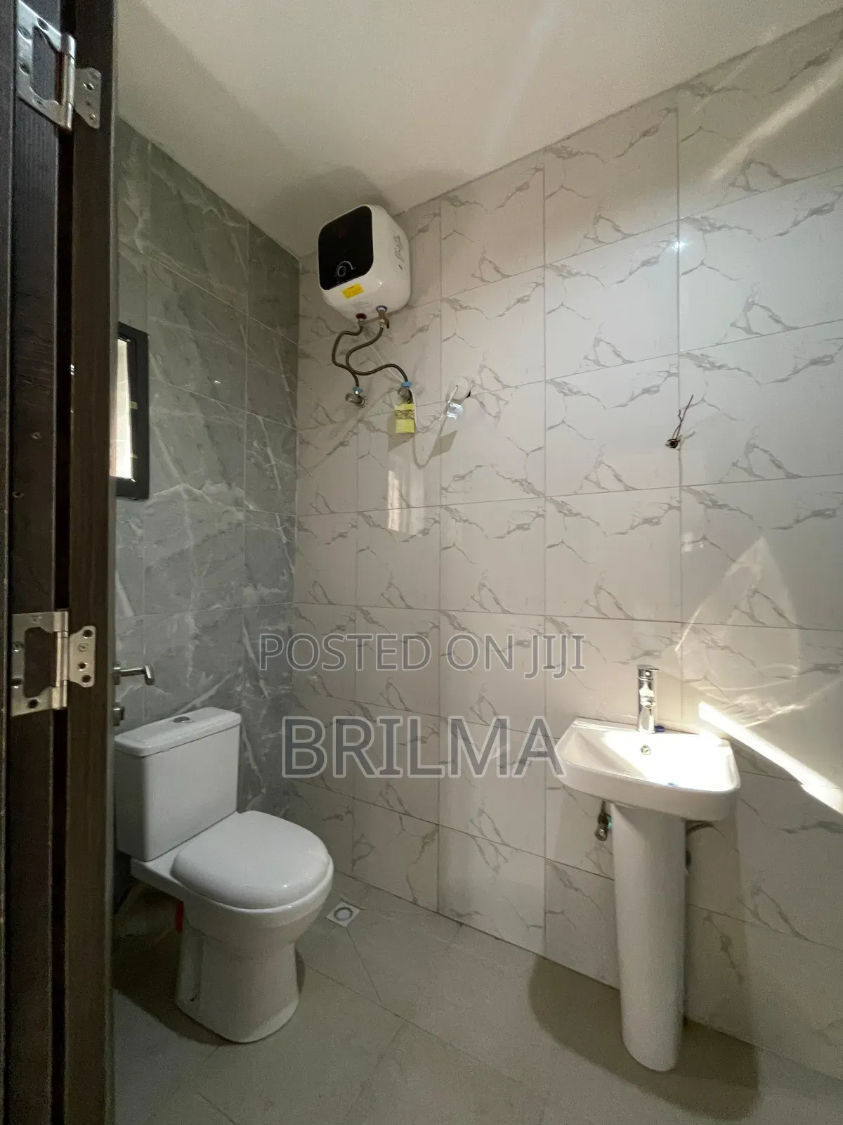 3bdrm Block of Flats in Jahi for rent
