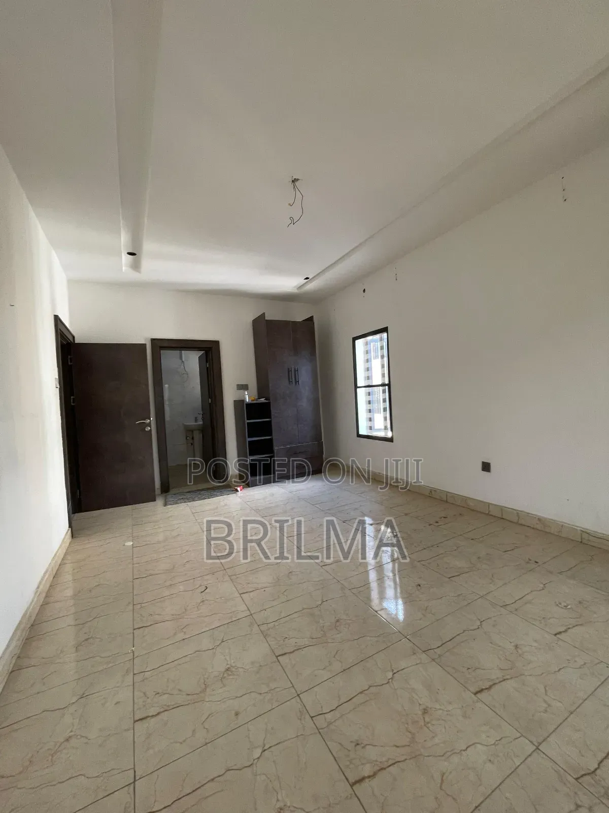 3bdrm Block of Flats in Jahi for rent
