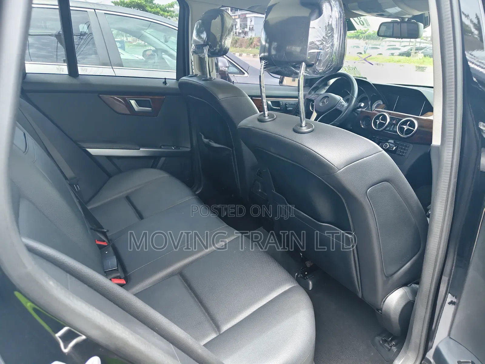 Mercedes-Benz GLK-Class Base GLK 350 4dr AWD 4MATIC (3.5L 6cyl 7A) 2015