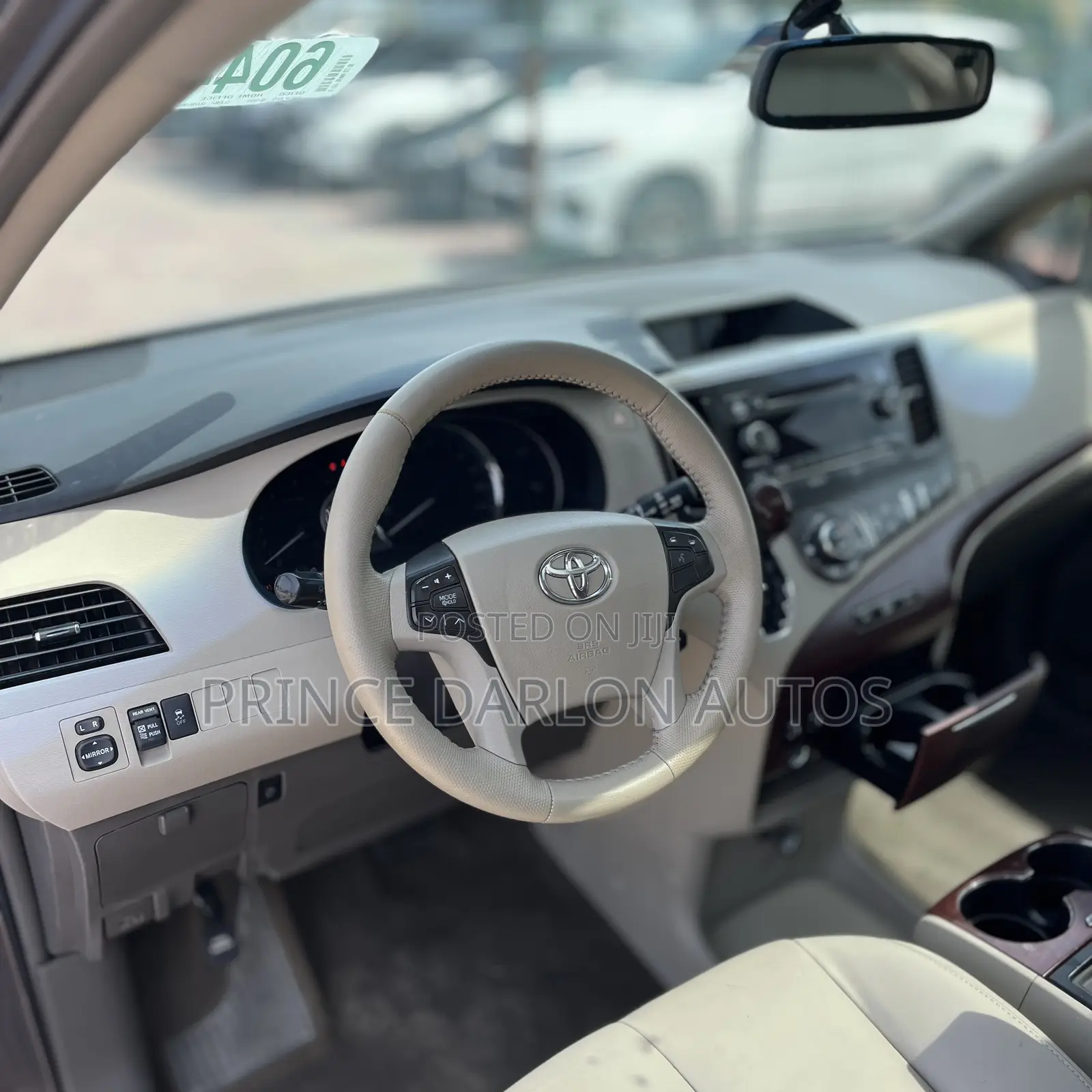 Toyota Sienna XLE FWD 8-Passenger 2013 Gray