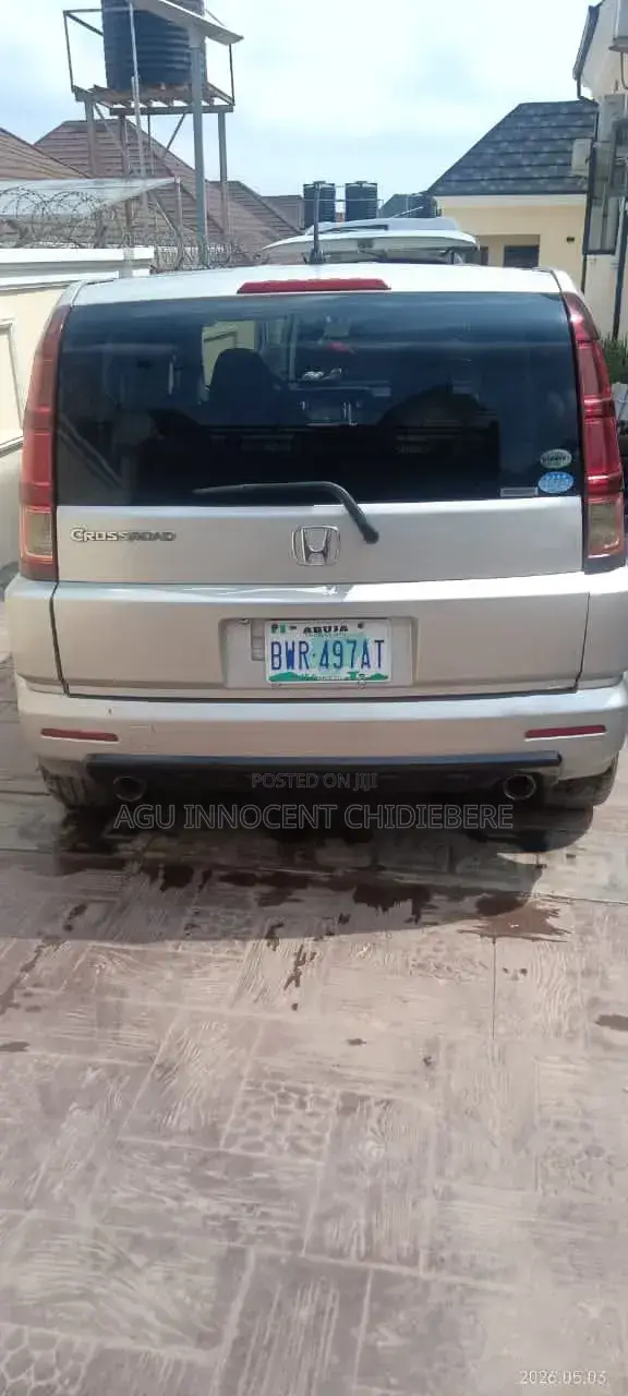 Honda Crossroad 2010 Gold