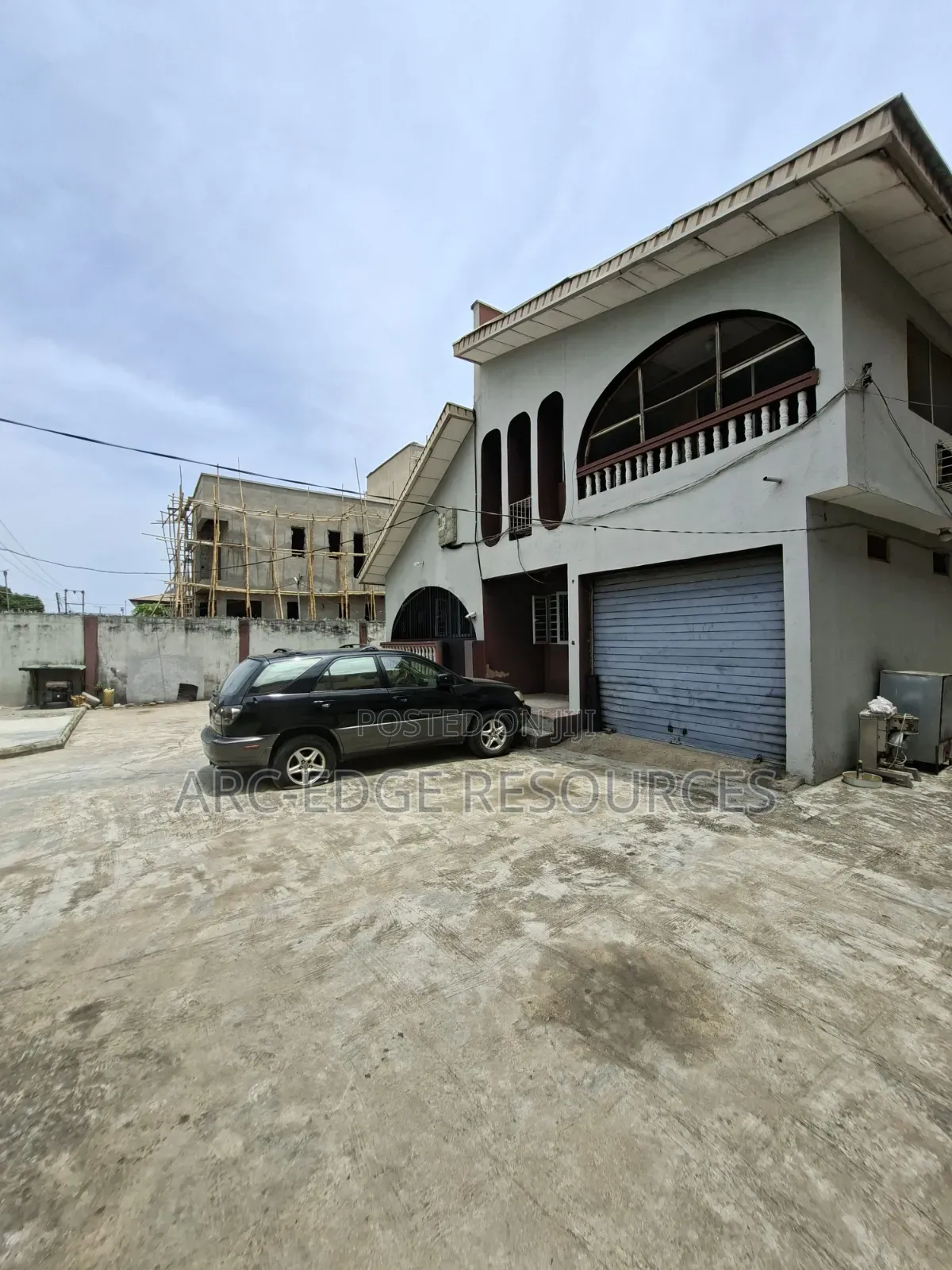 3bdrm Block of Flats in Ago Palace for sale
