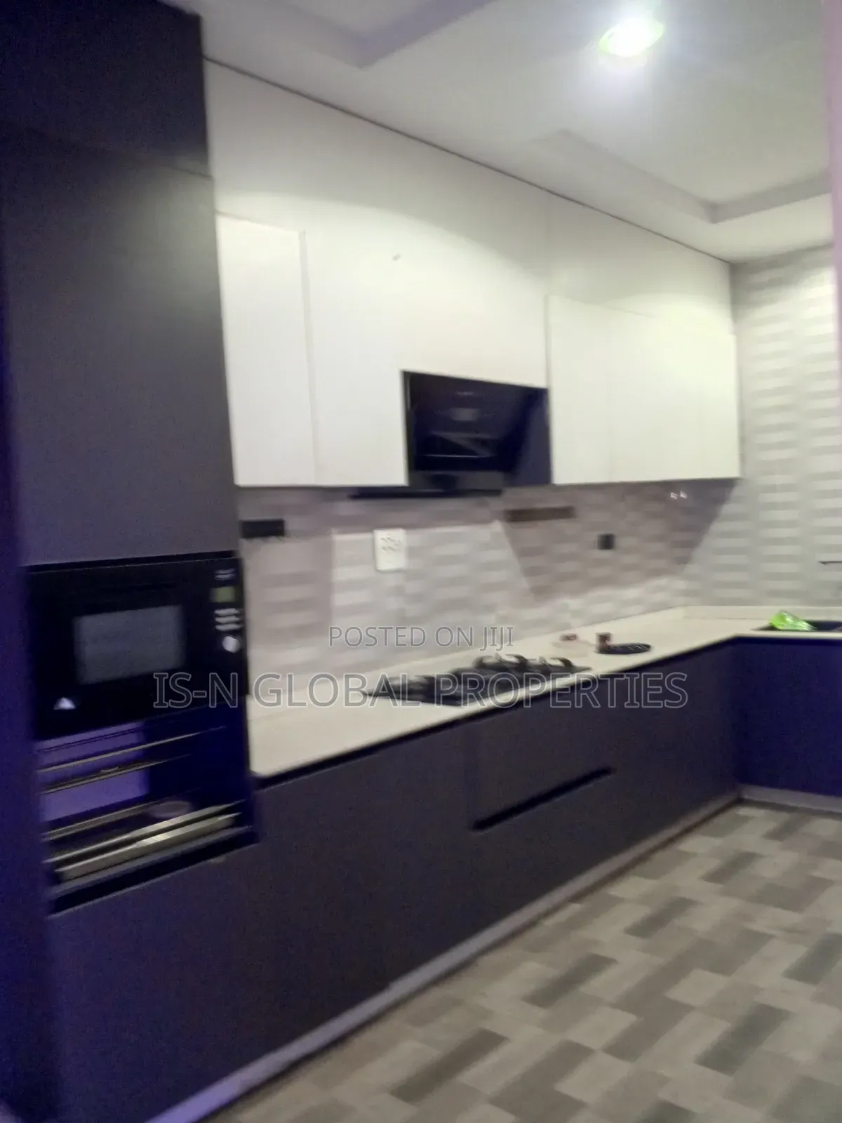2bdrm Block of Flats in Army Estate, Warri for rent