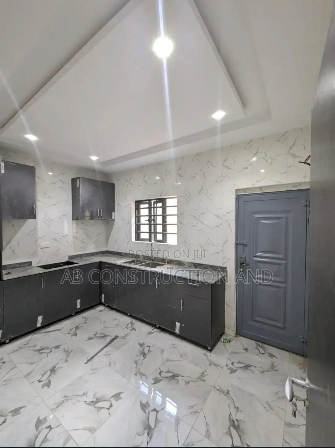 3bdrm Duplex in Oke’Badan Estate, for rent