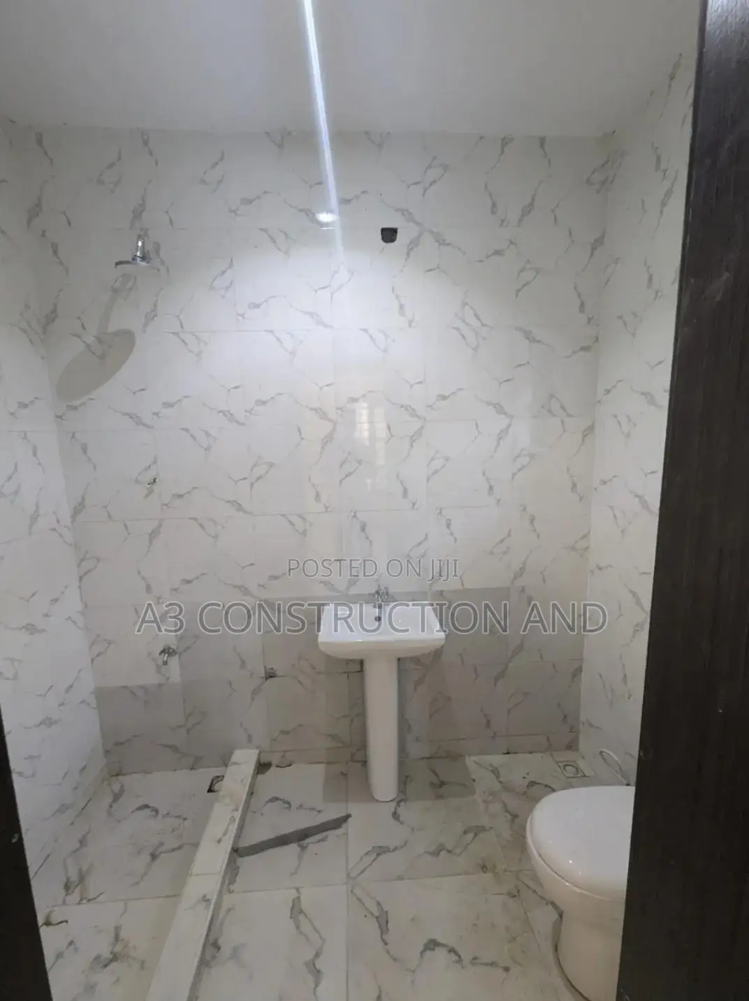 3bdrm Duplex in Oke’Badan Estate, for rent