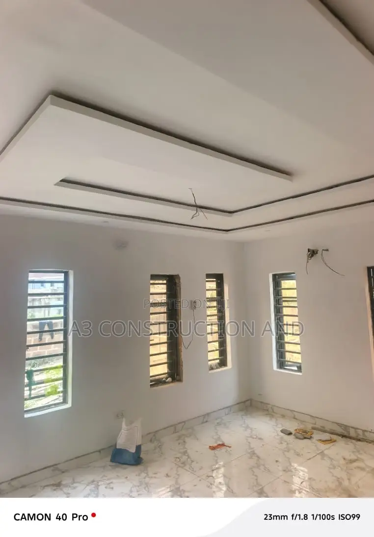 4bdrm Duplex in Okebadan Estate for rent