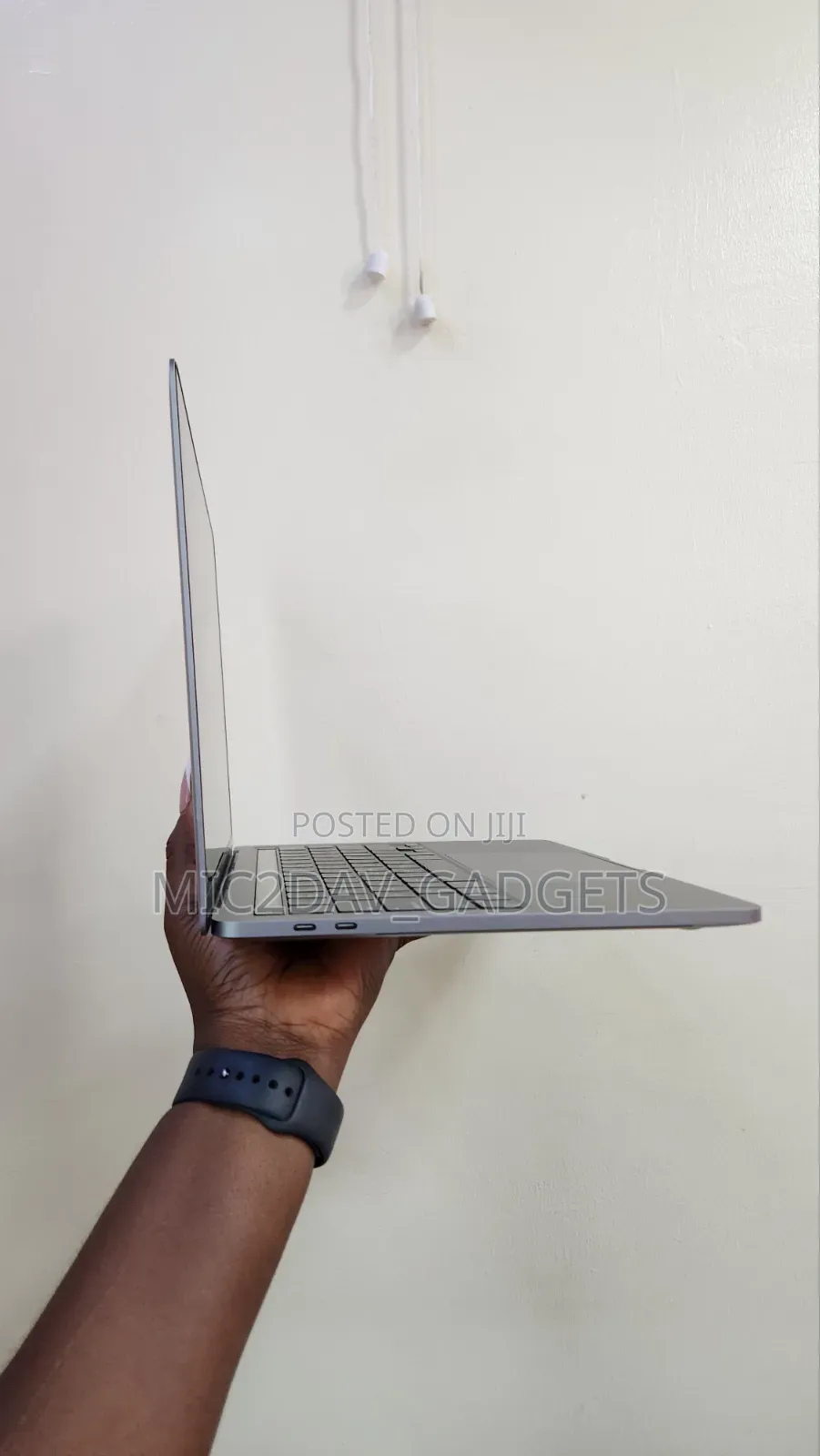 Laptop Apple MacBook Pro 2020 16GB Intel Core i5 SSD 512GB