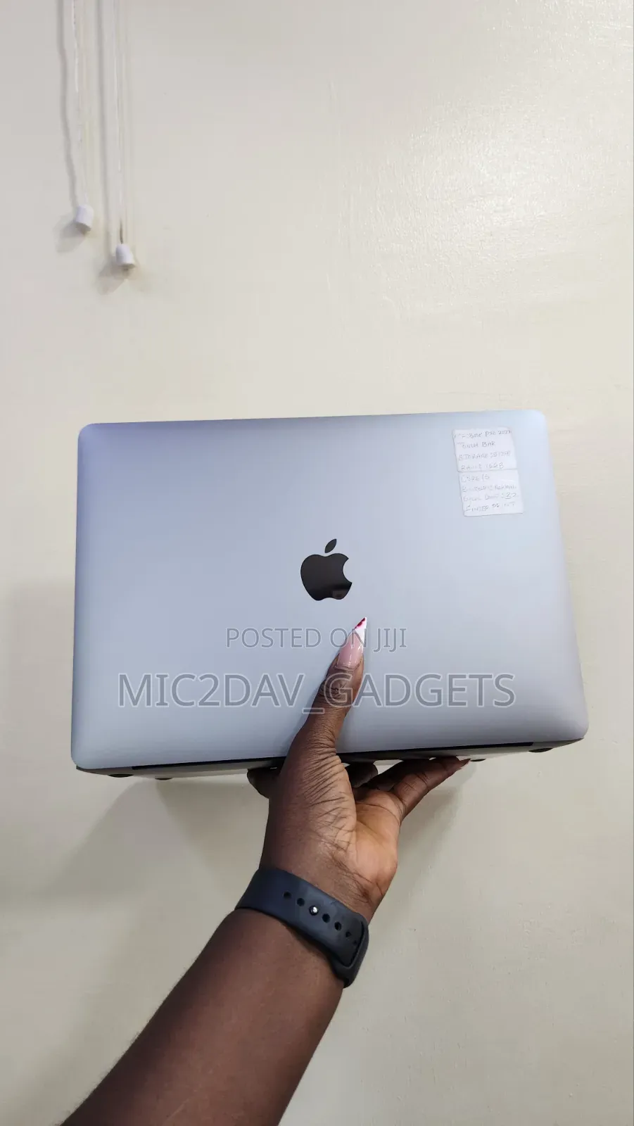 Laptop Apple MacBook Pro 2020 16GB Intel Core i5 SSD 512GB