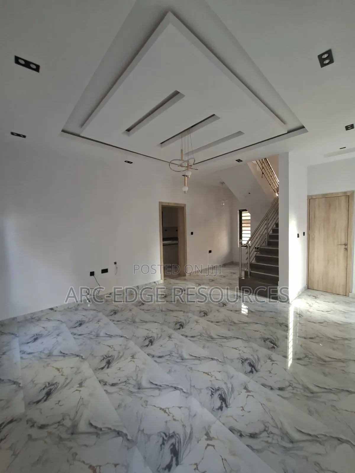 4bdrm Duplex in Ago Palace for sale