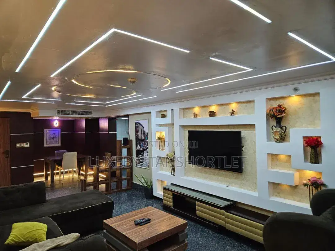 Luxury1 2bedroom Short Let Apartment in Festac With Wifi 24/7 Light