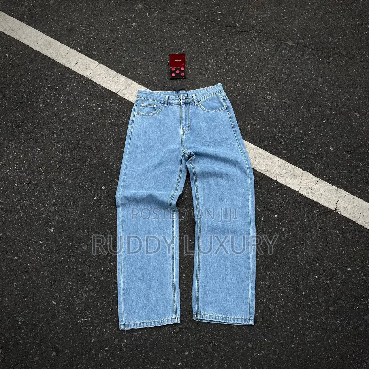 Light Blue Baggy Jeans