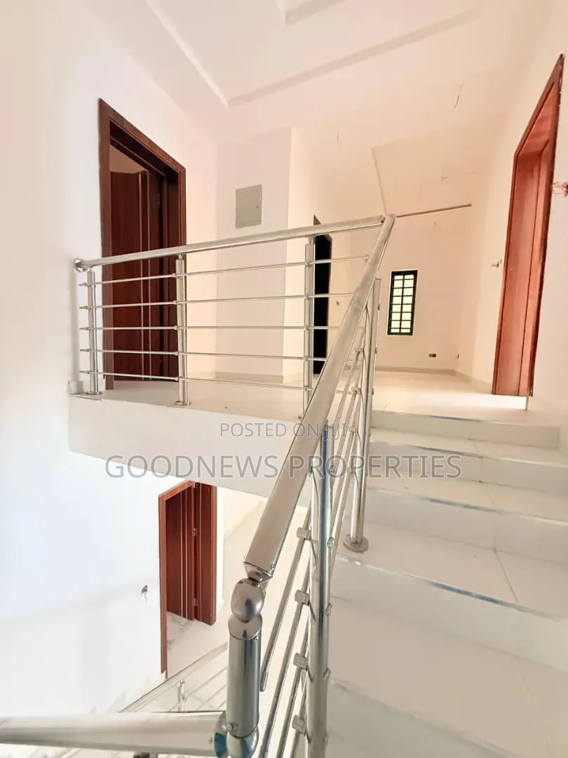 3bdrm Duplex in Sangotedo for sale
