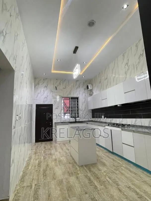 4bdrm Duplex in Osapa london for rent