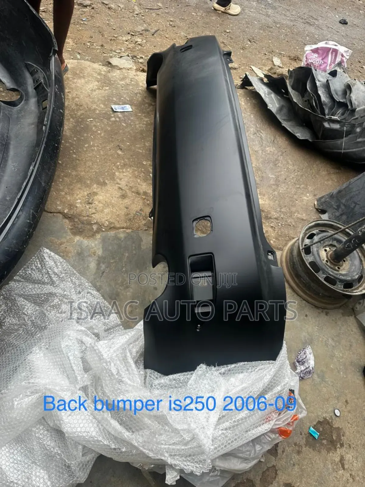 Back Bumper I.S 250 08
