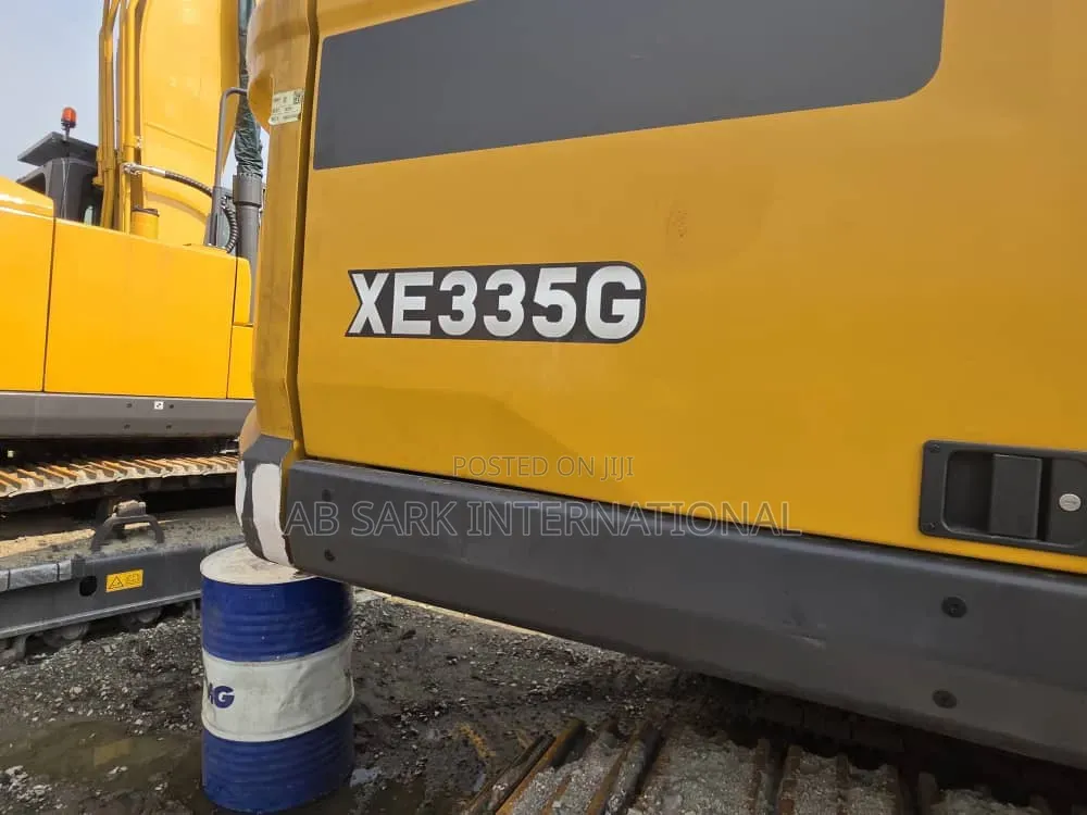 XCMG Xe335g 33ton Excavator