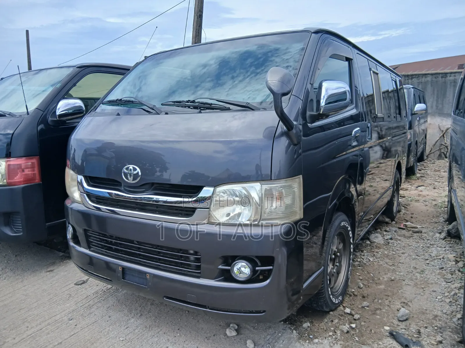 Toyota HiAce 2012 Grey