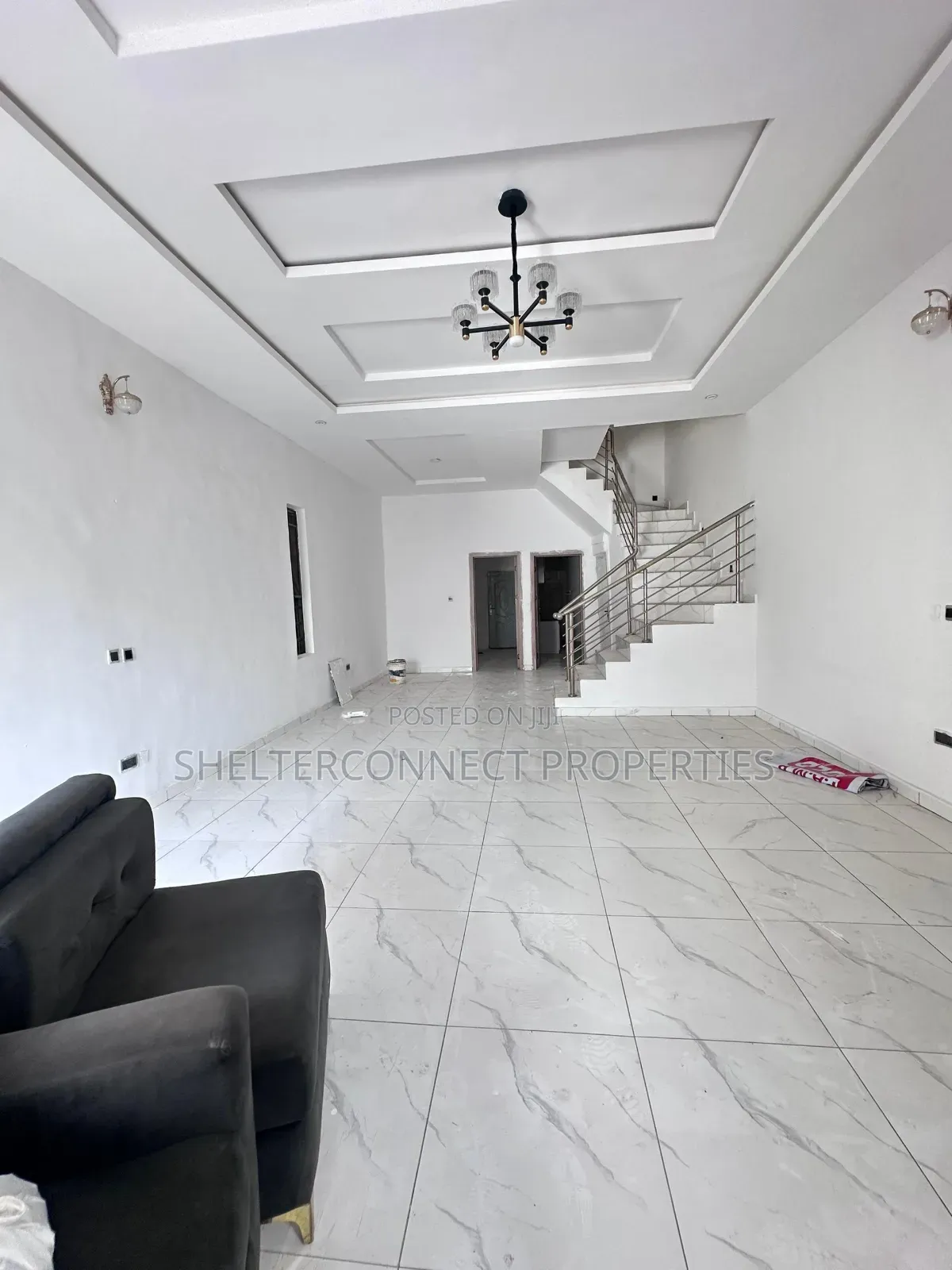 4bdrm Duplex in General Paint, Ajah for rent