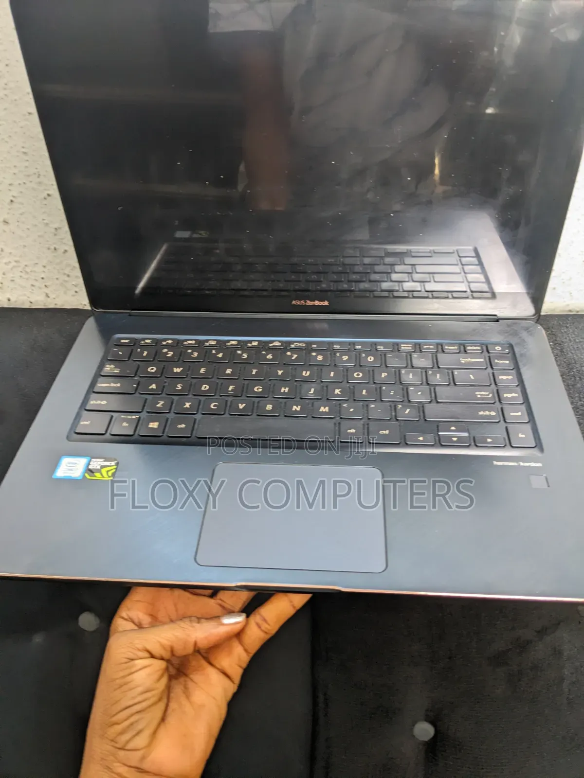 Laptop Asus ZenBook UX510UW 16GB Intel Core i7 SSD 512GB