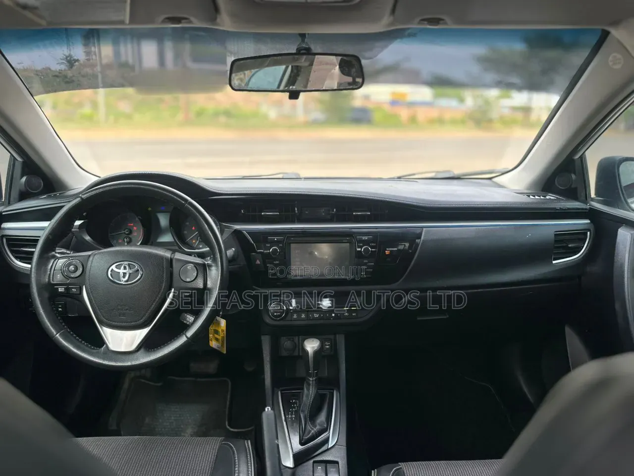 Toyota Corolla 2014 White