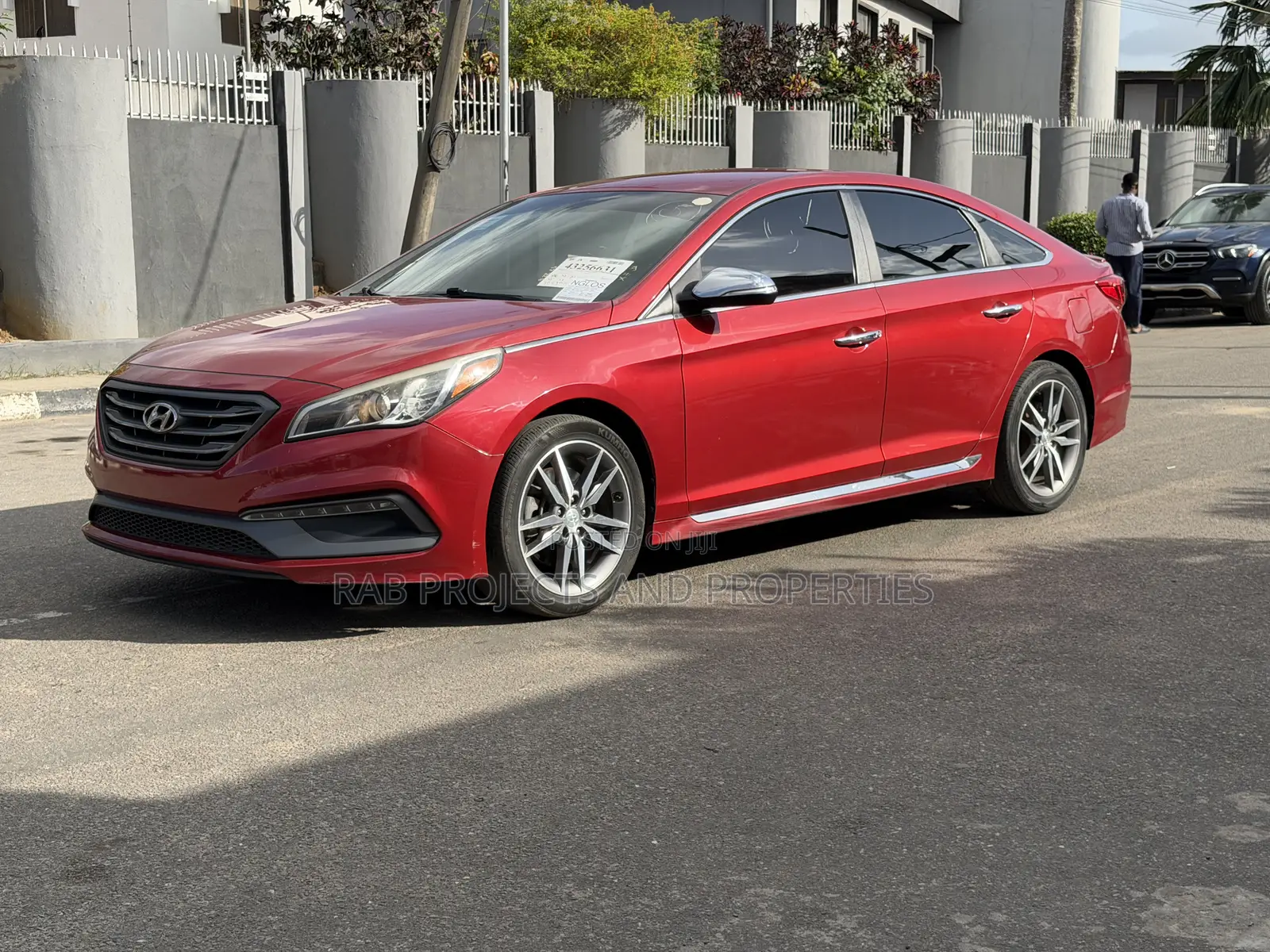 Hyundai Sonata Sport 2.0T Sedan FWD (2.0L 4cyl 6A) 2017 Red