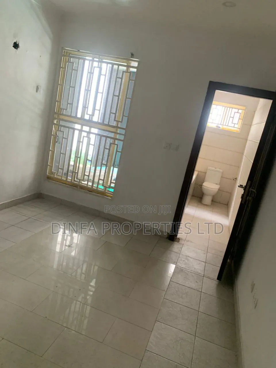 5bdrm Townhouse / Terrace in Lekki Phase 1 for rent