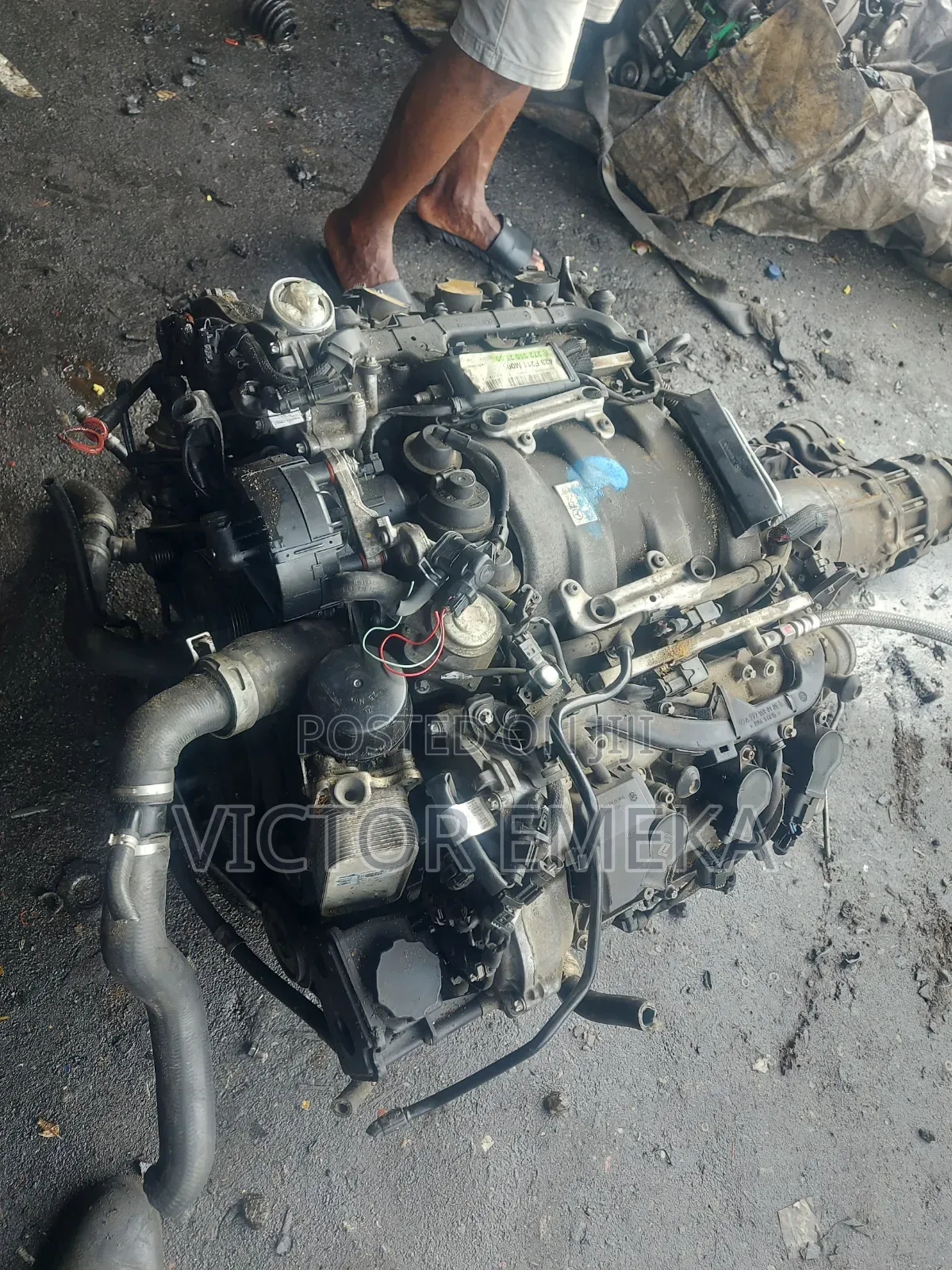 Complete Engine and Gear Box 272 for E350 211 Mercedes Benz