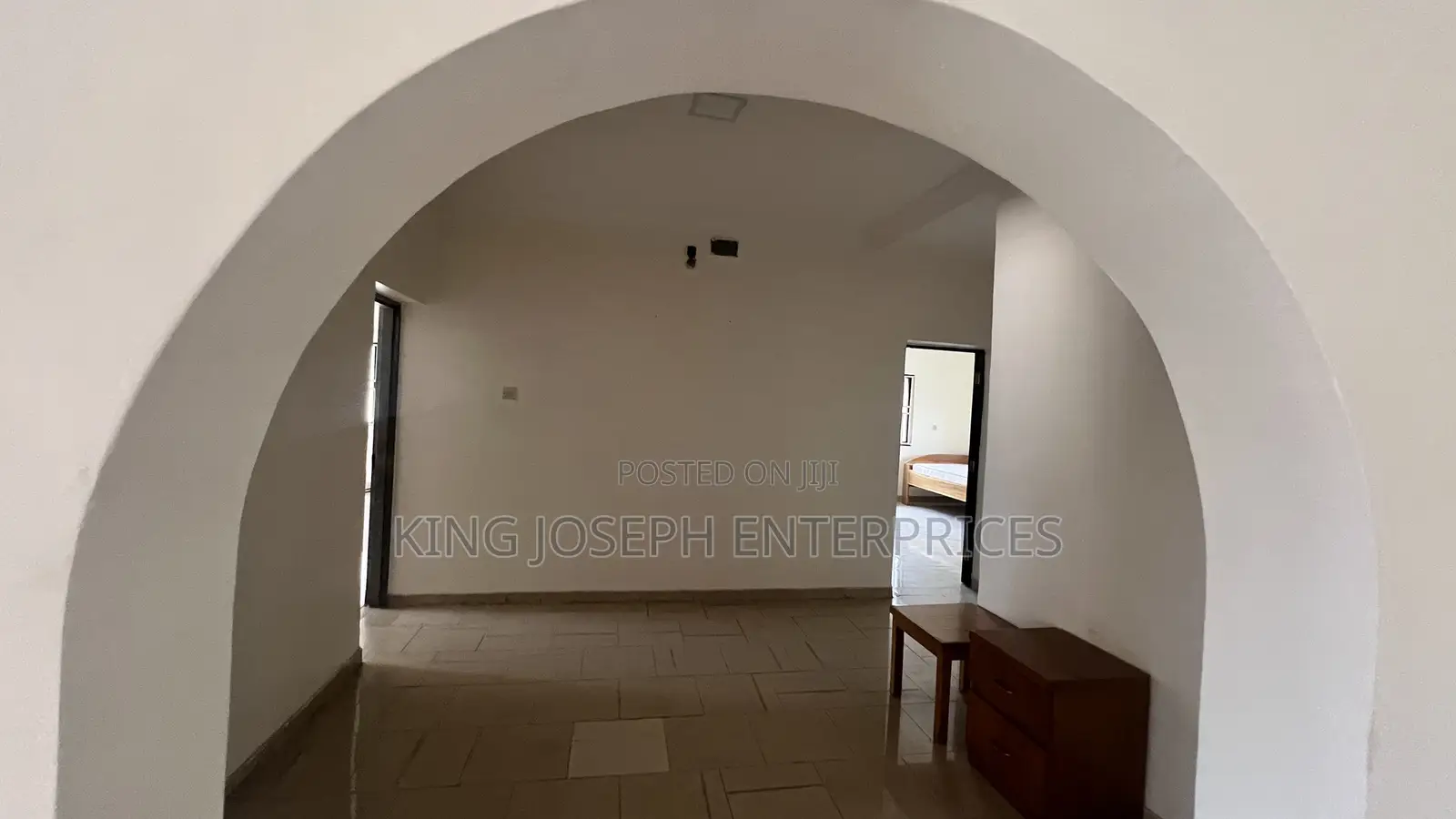 3bdrm Apartment in Wuse 2 for rent