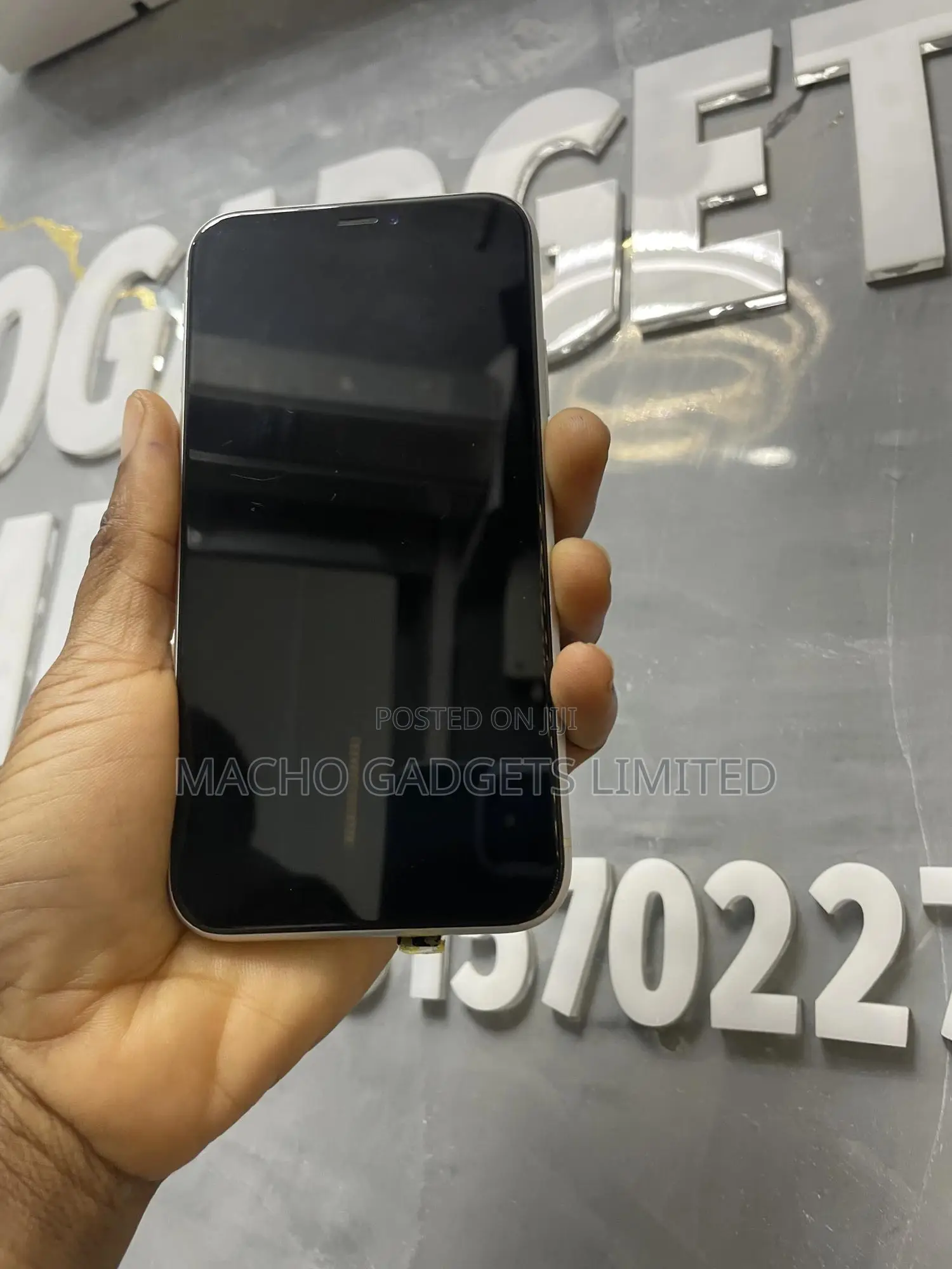 Apple iPhone XR 64 GB White