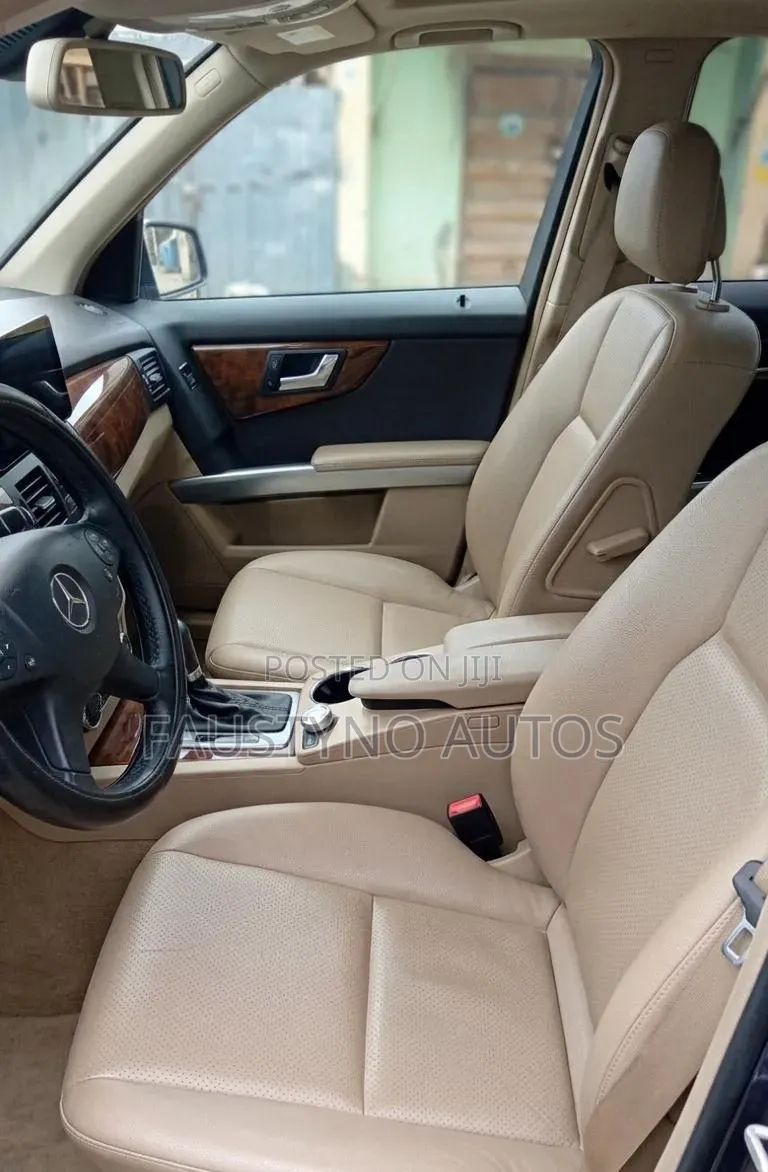Mercedes-Benz GLK-Class 350 2010 Blue