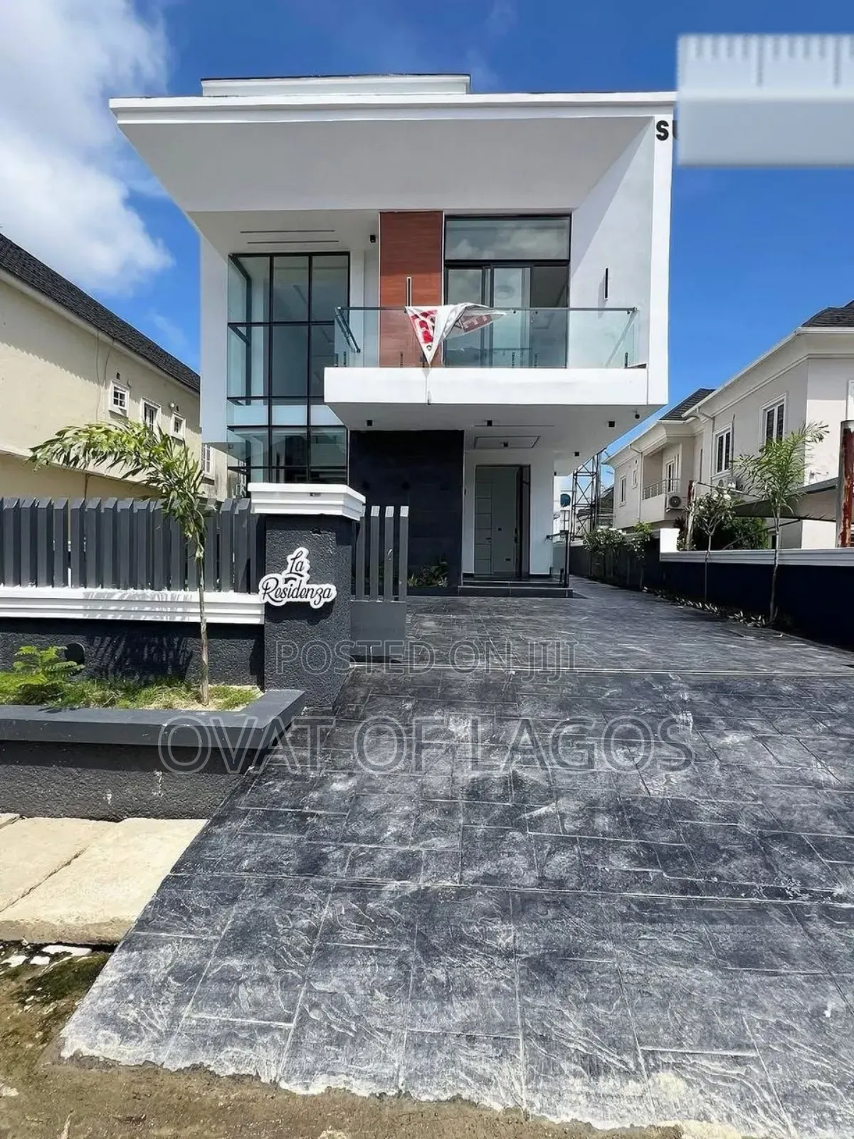 5bdrm Duplex in Megamound, Lekki for sale