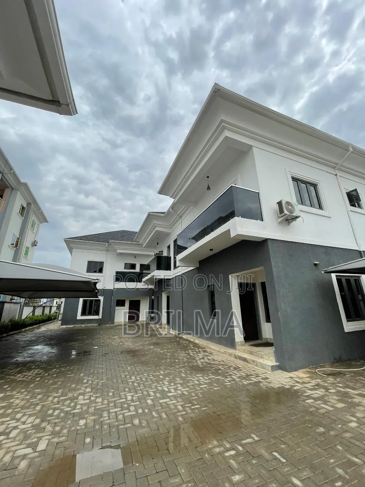 3bdrm Duplex in Jahi for sale