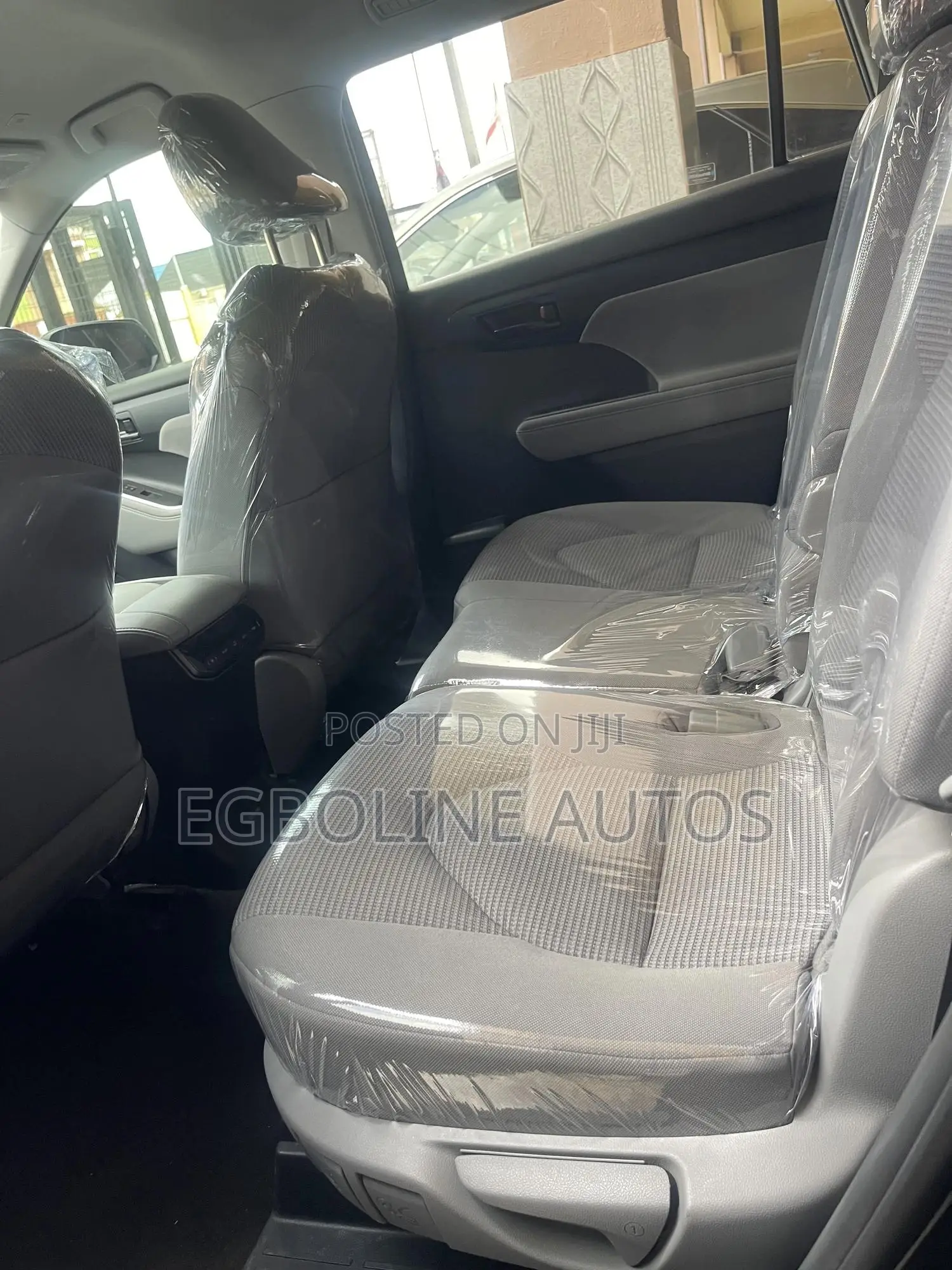 Toyota Highlander LE AWD 2023 Black