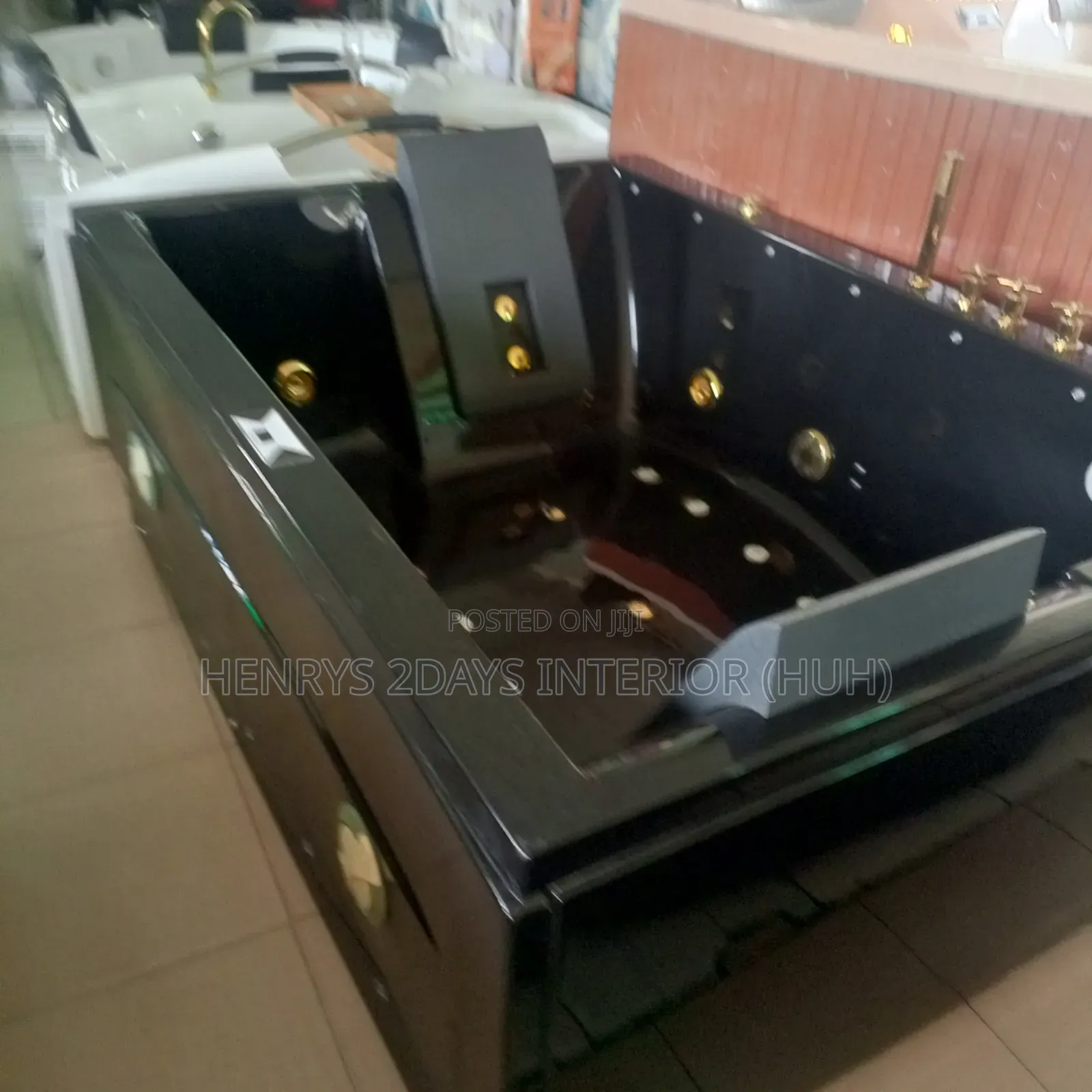 Jacuzzi Indoor Swimming Pool
