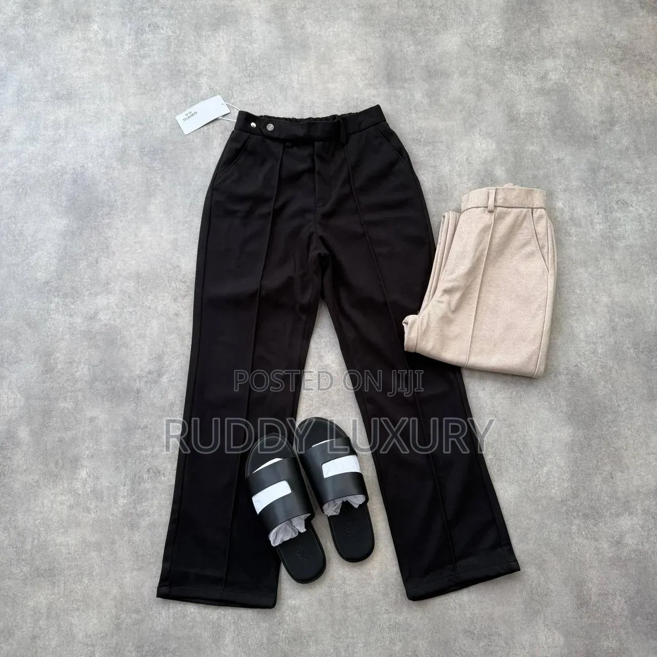 Relaxed Linen-Style Trouser