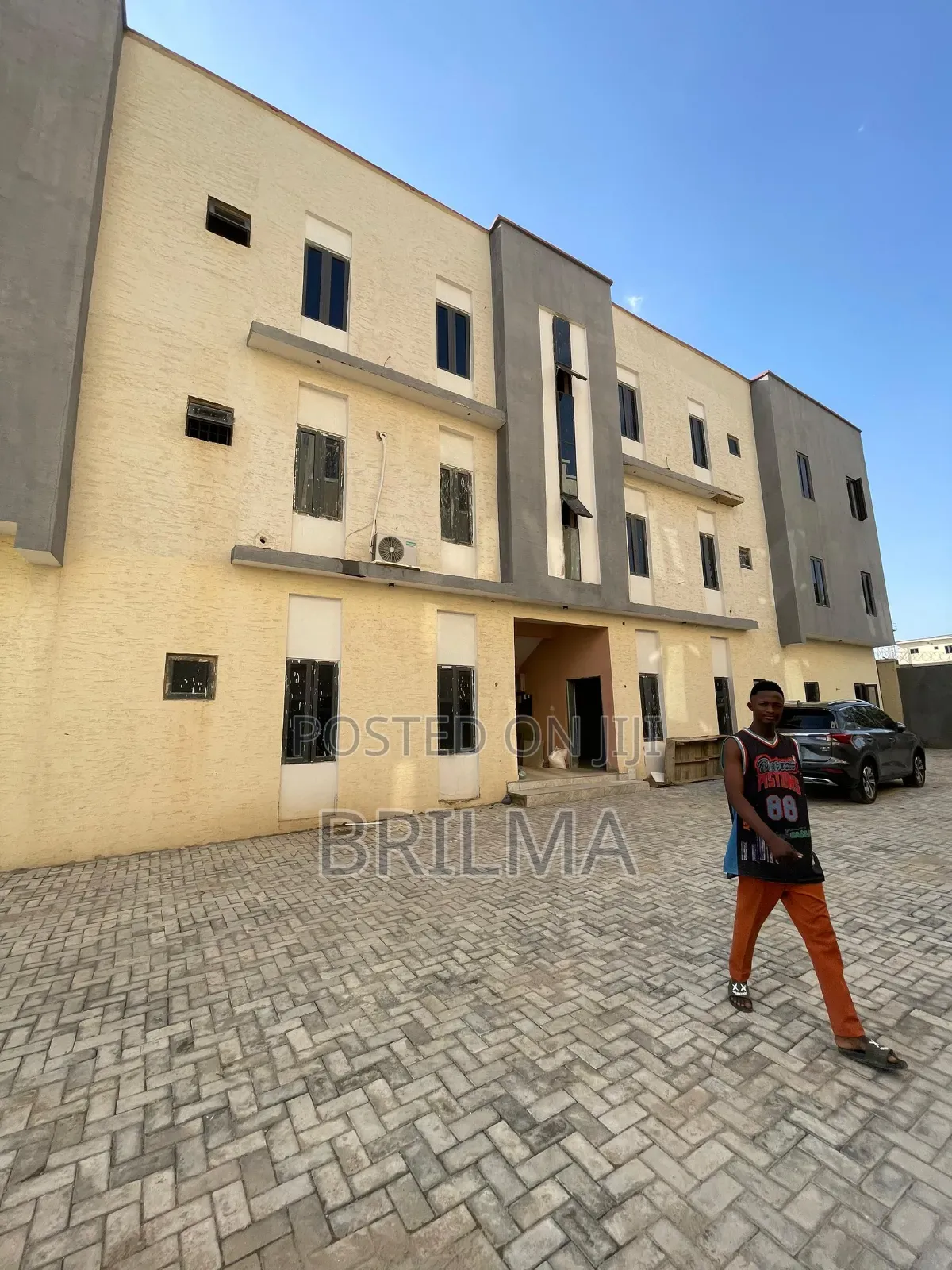 3bdrm Block of Flats in Jahi for sale