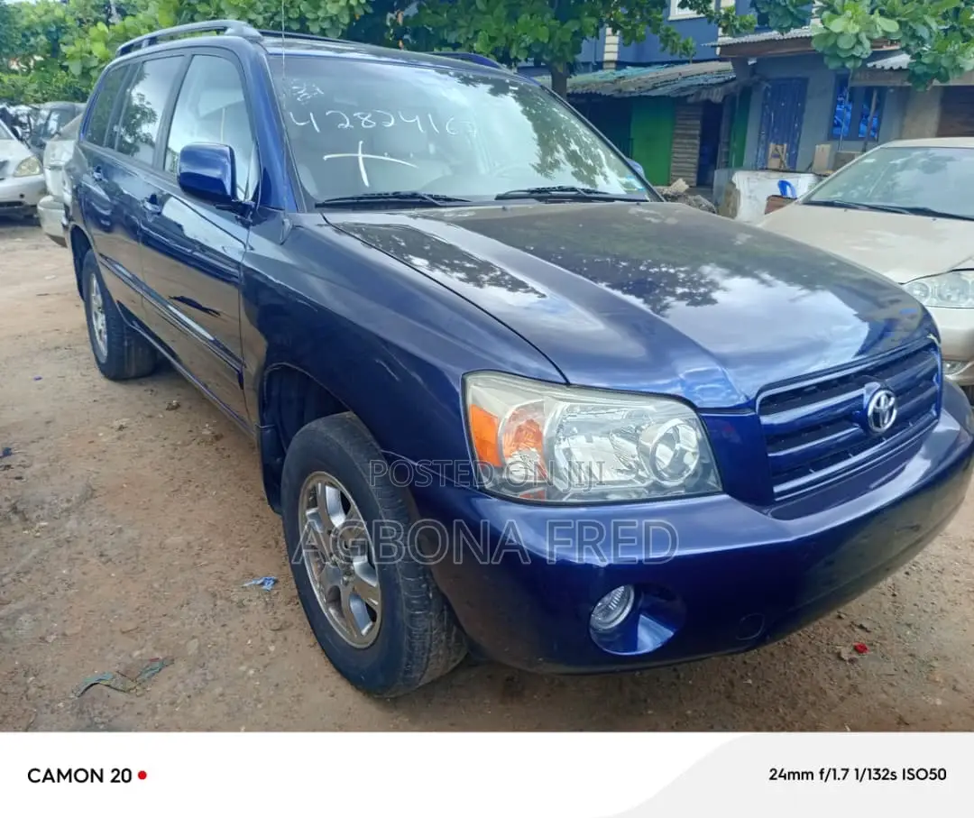 Toyota Highlander Limited V6 2005 Blue